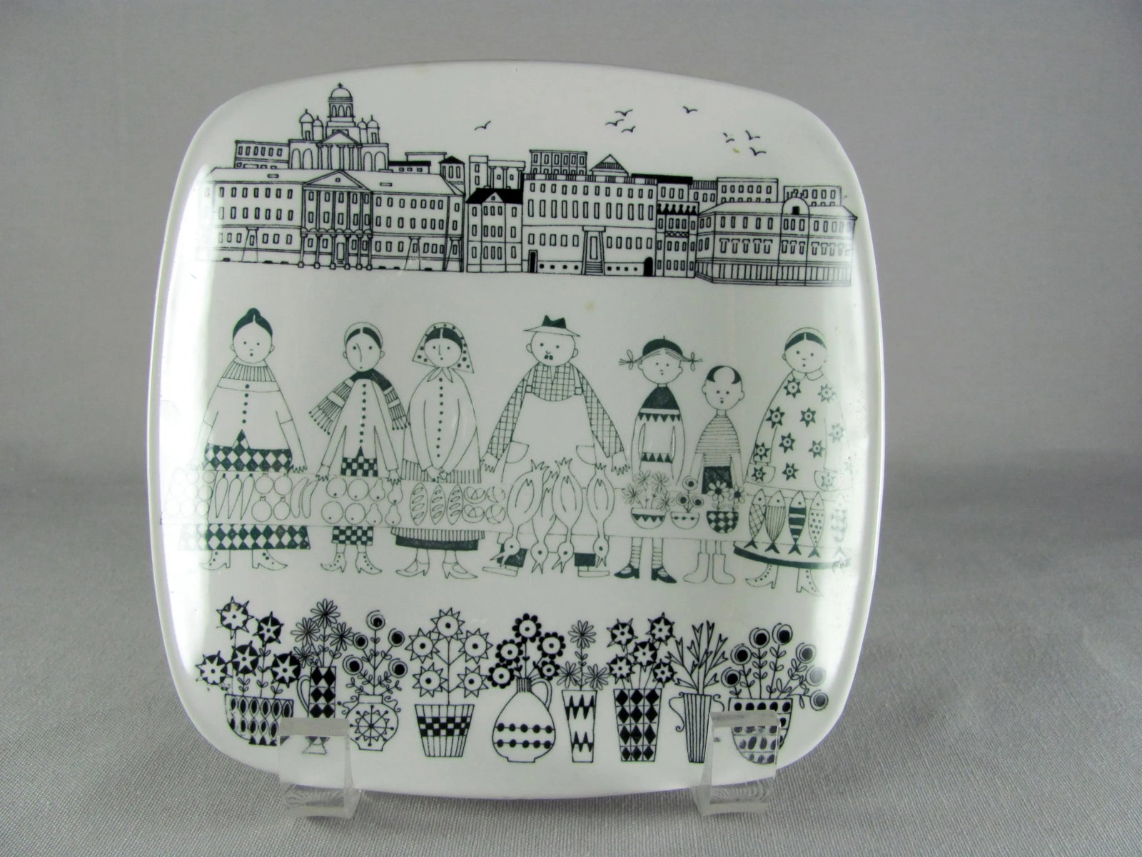 1960s Raija Uosikkinen for Arabia of Finland Kauppatori Appetizer Wall Plate Dish - Set of 4 - 6