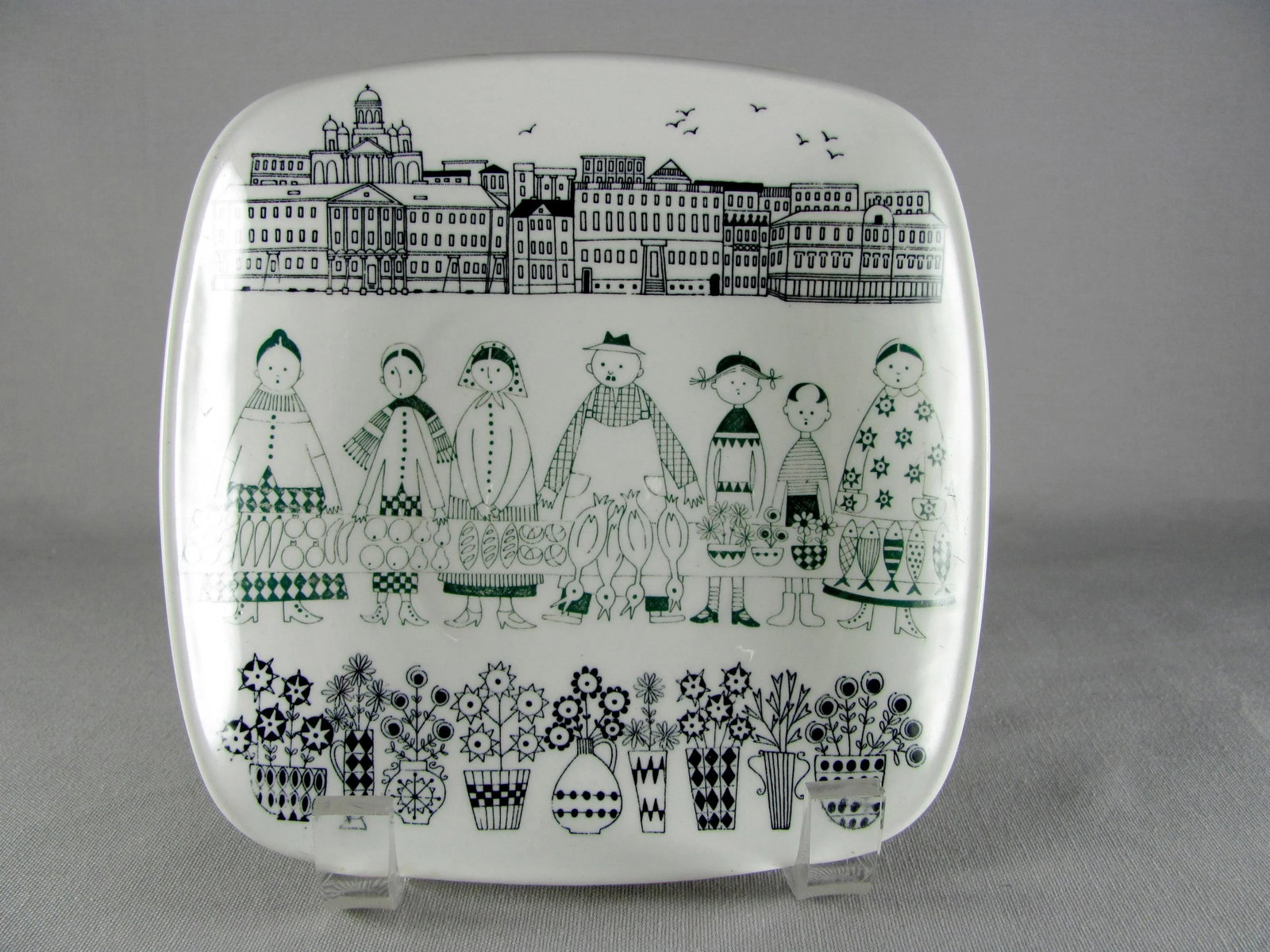 1960s Raija Uosikkinen for Arabia of Finland Kauppatori Appetizer Wall Plate Dish - Set of 4 - 8