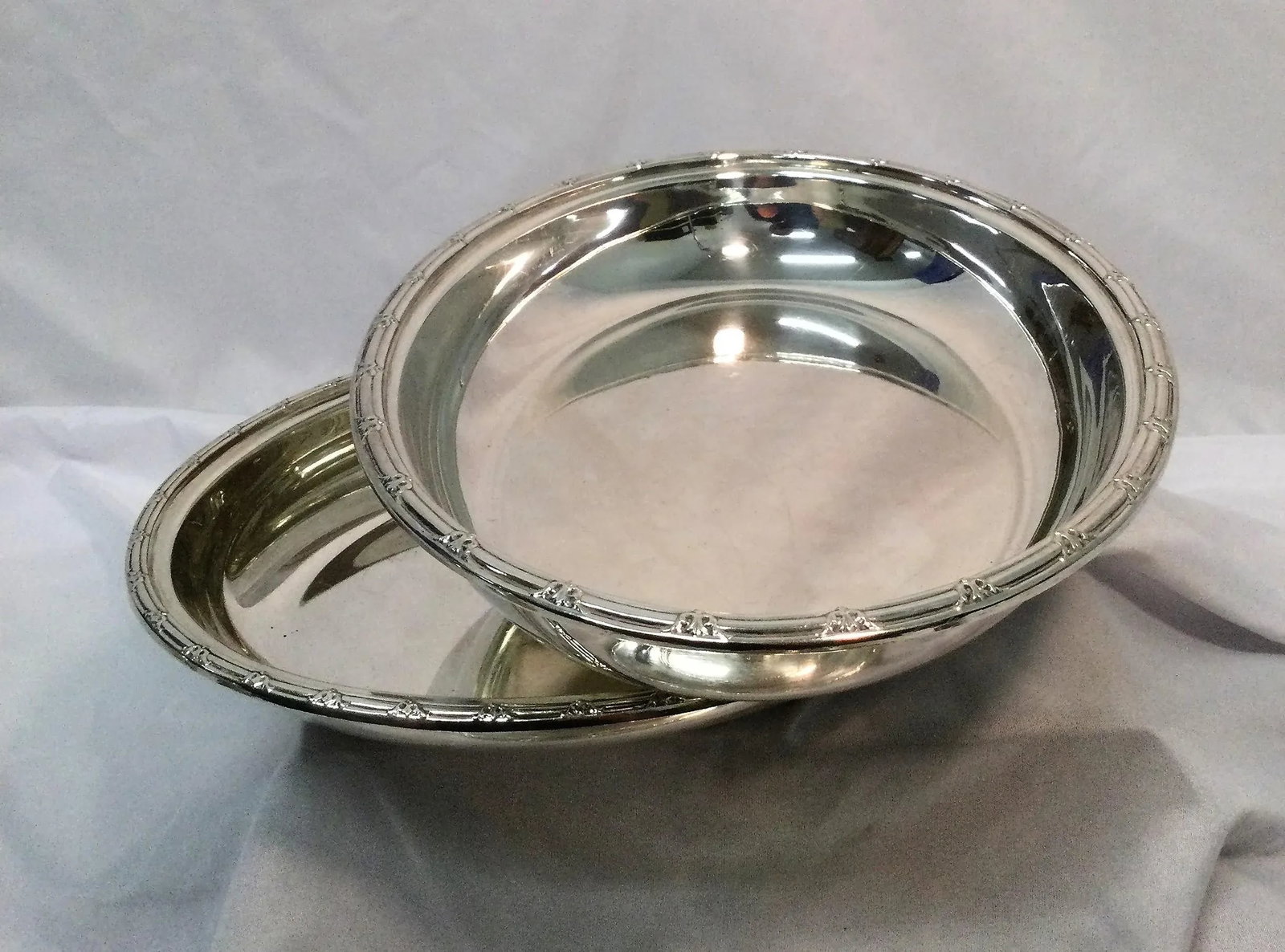 Antique Set of Mappin & Webb Oval Covered Vegetable Dishes Made in England - 3