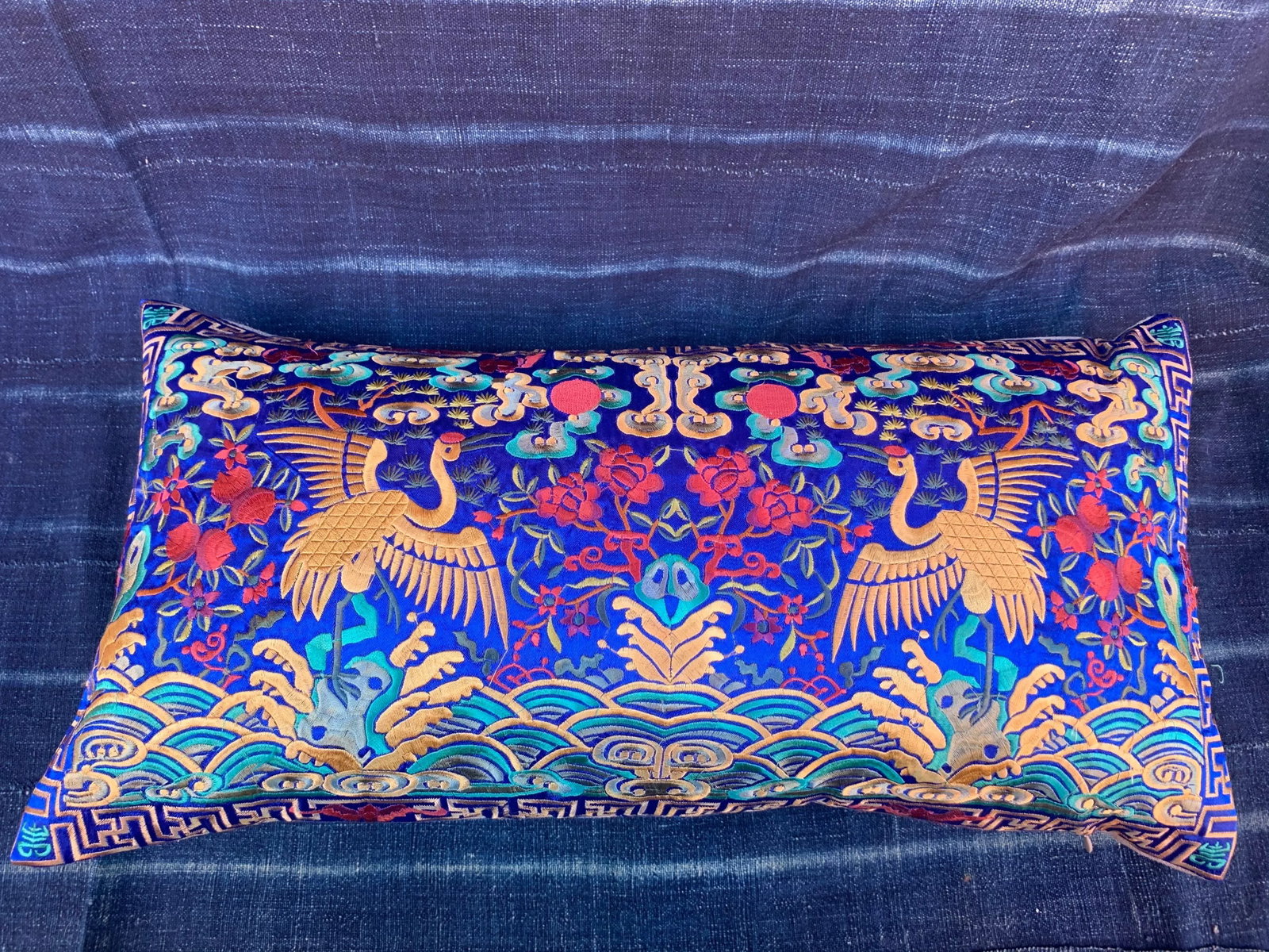 Hollywood Regency Royal Blue & Gold Silk Embroidered Cranes Chinoiserie Boudoir Lumbar Pillow - 3