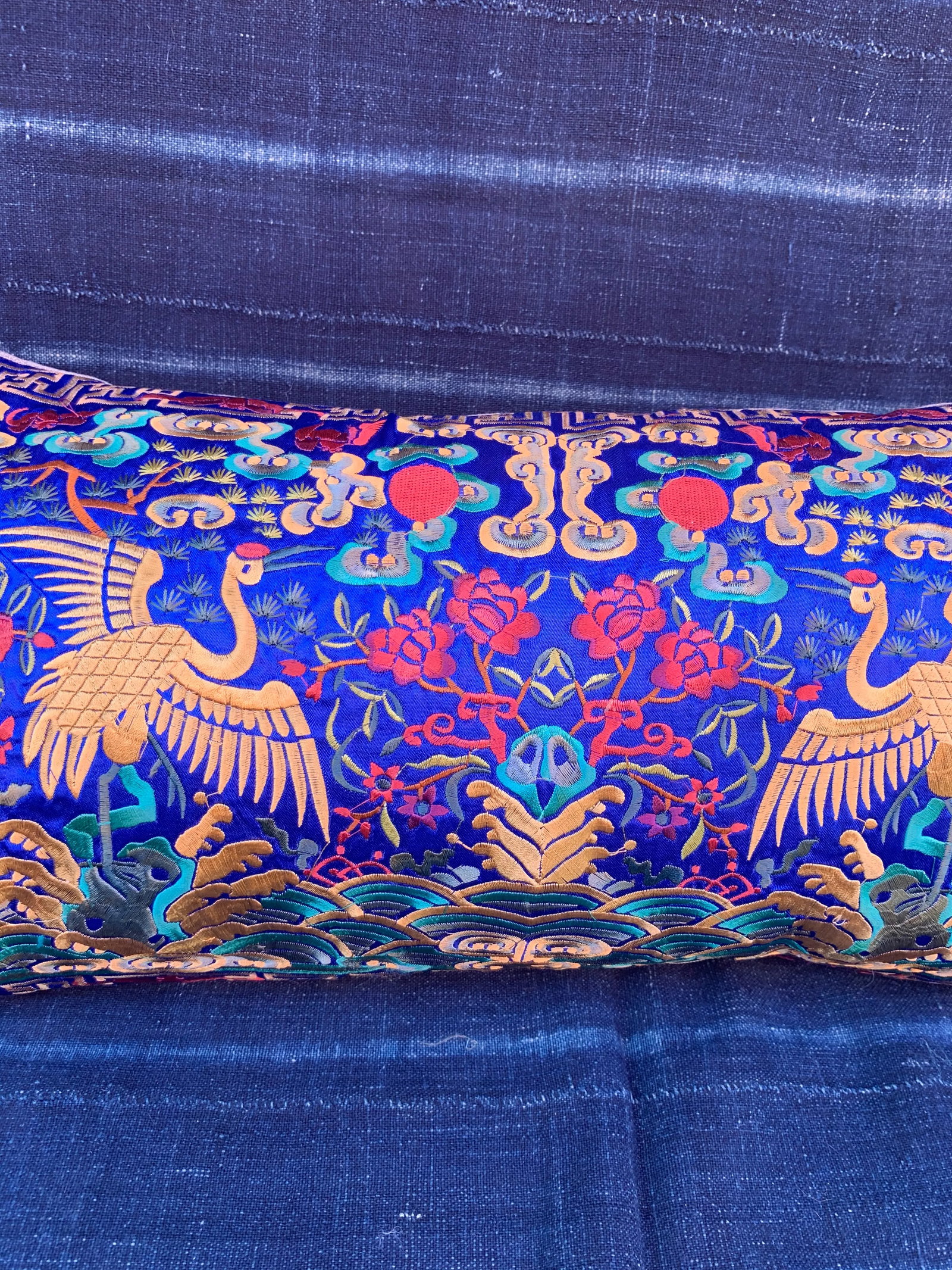 Hollywood Regency Royal Blue & Gold Silk Embroidered Cranes Chinoiserie Boudoir Lumbar Pillow - 4