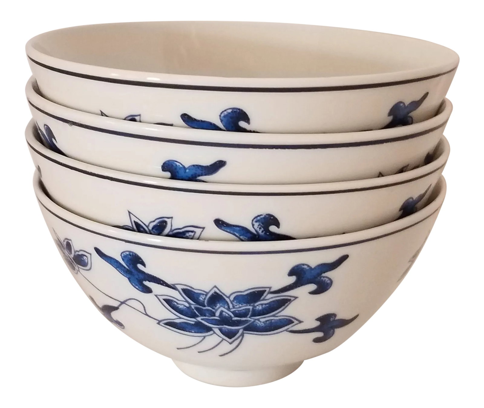 Vintage Great China Zhongdu Jingdez Porcelain Rice Bowls- Set of 4: Vintage Great China Zhongdu Jingdez porcelain rice bowls set of 4 marked. these blue and white bowls can be used for rice, cereal soup, dessert. The bowls are rare and unique. The bird and lotus flowe