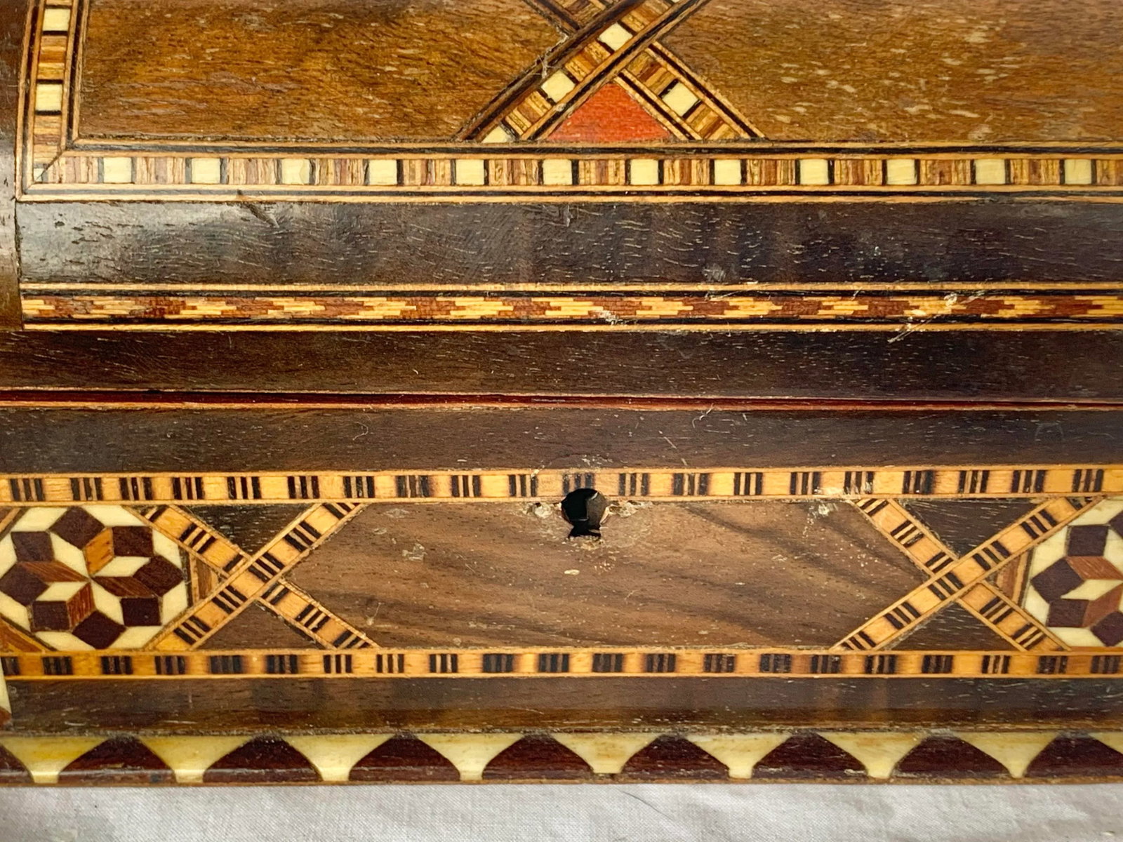 Vintage Inlaid Mother of Pearl and Wooden Trunk - 11