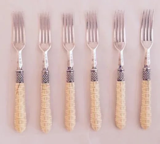 Antique Carved Woven Handled Dessert Service - 12 Pieces - 4