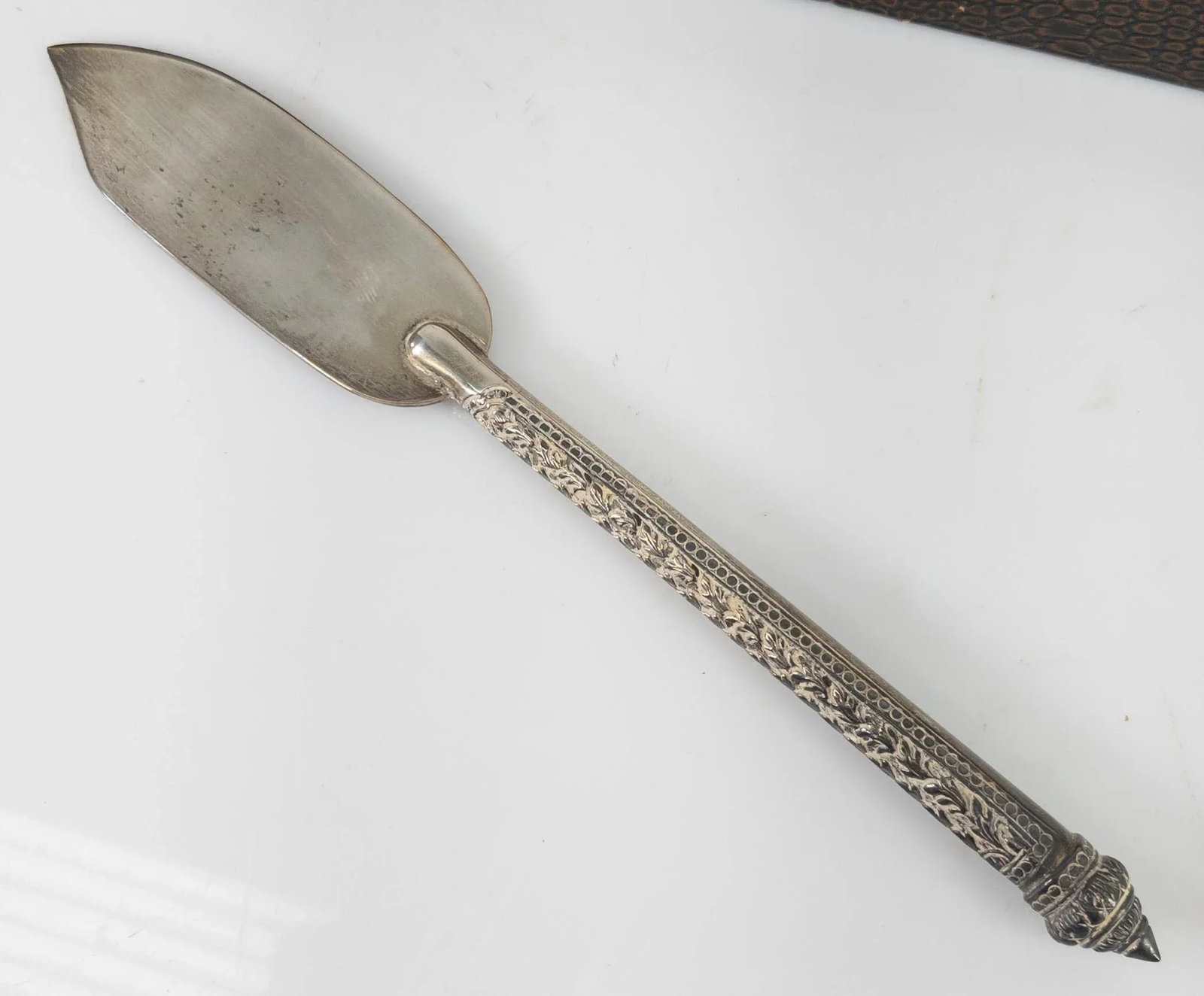 Early 20th Century Anglo Indian Style Boxed Sterling Silver Serving Set - 5 Pieces - 10