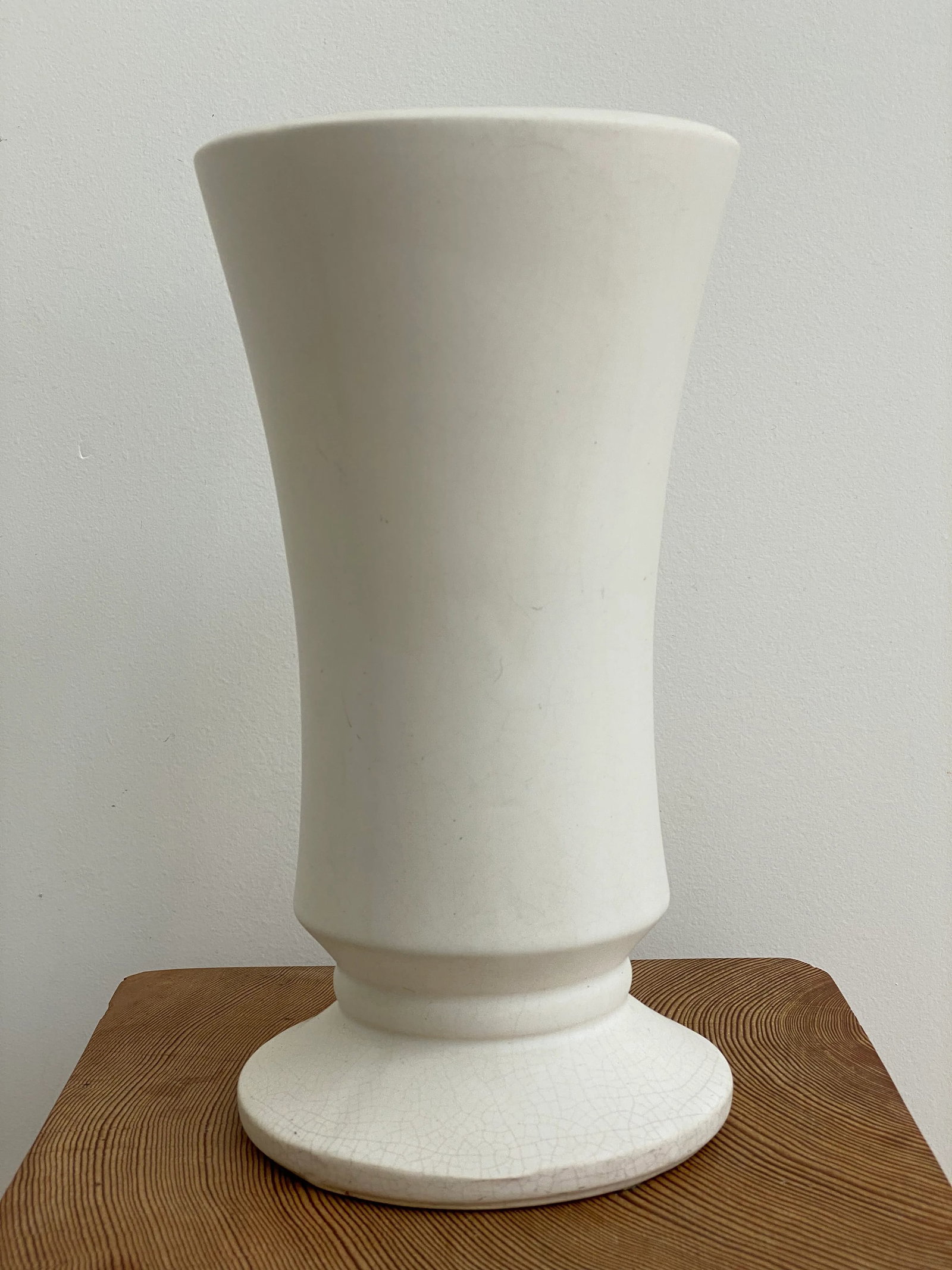 1940's Modern Matte White Ceramic Vase - 6