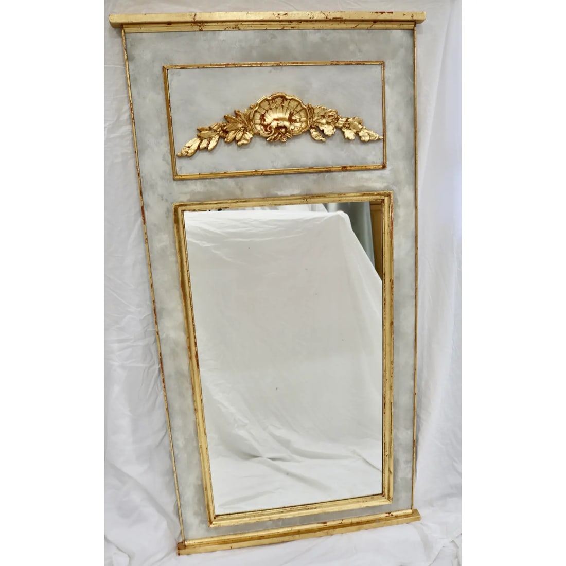 French Trumeau Mirror With Giltwood Carved Gold Leaf Shell and Leaf Swags Pediment - 4