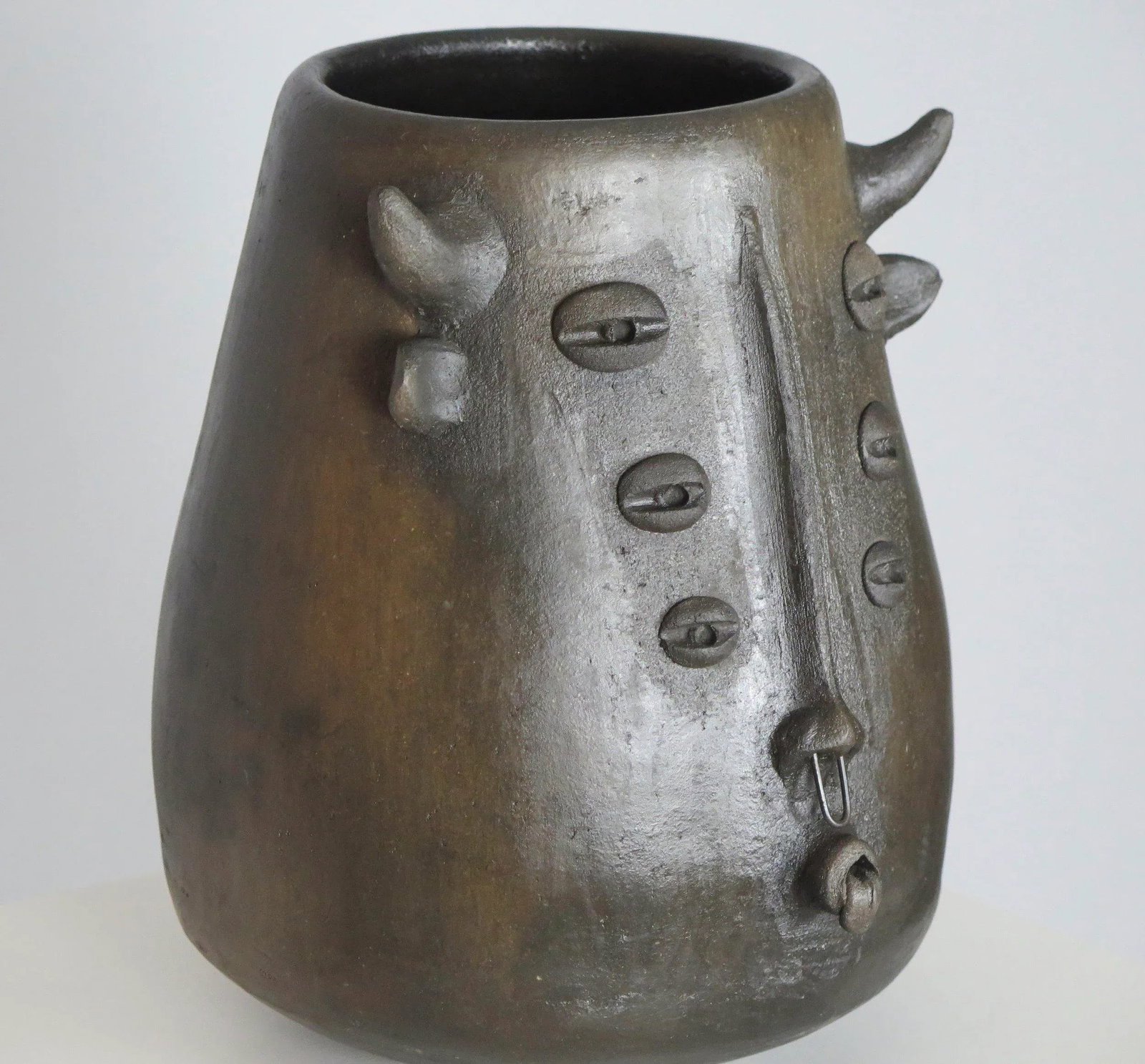 Vintage Black Clay Six-Eyed Minotaur Vessel - 6