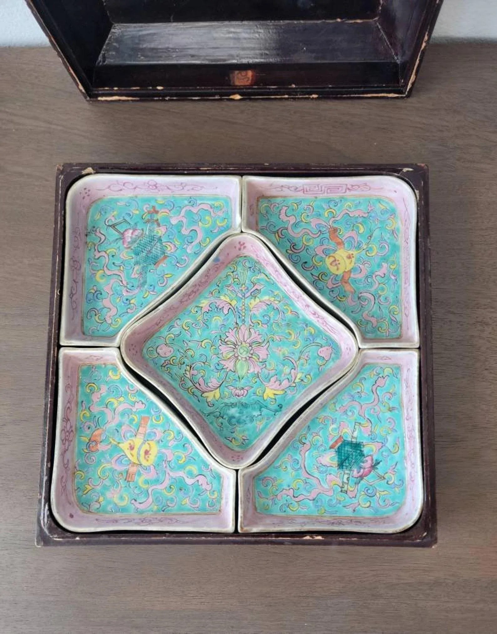 Antique Chinese Famille Rose Porcelain Sweetmeat Dishes - 3
