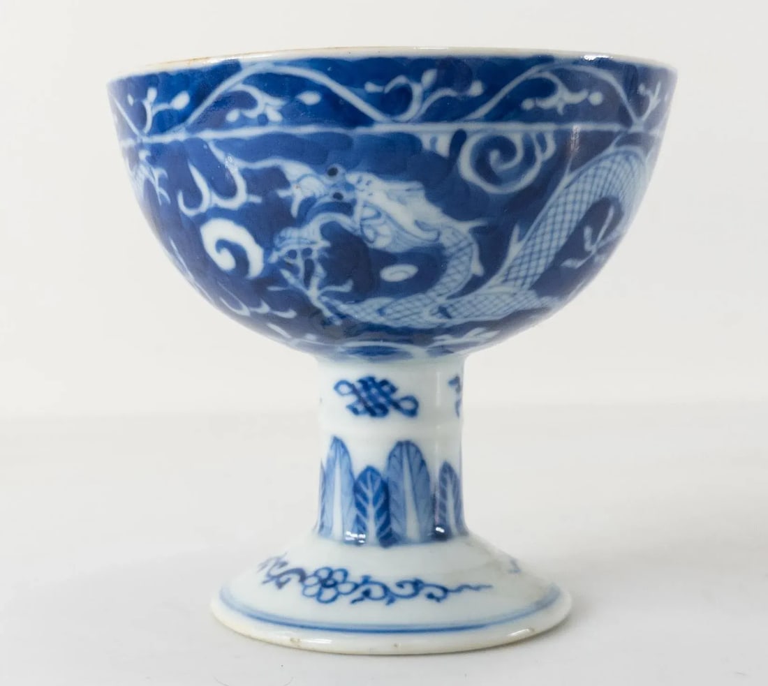 19th Century Chinese Blue and White Dragon Stemcup as Is - 2