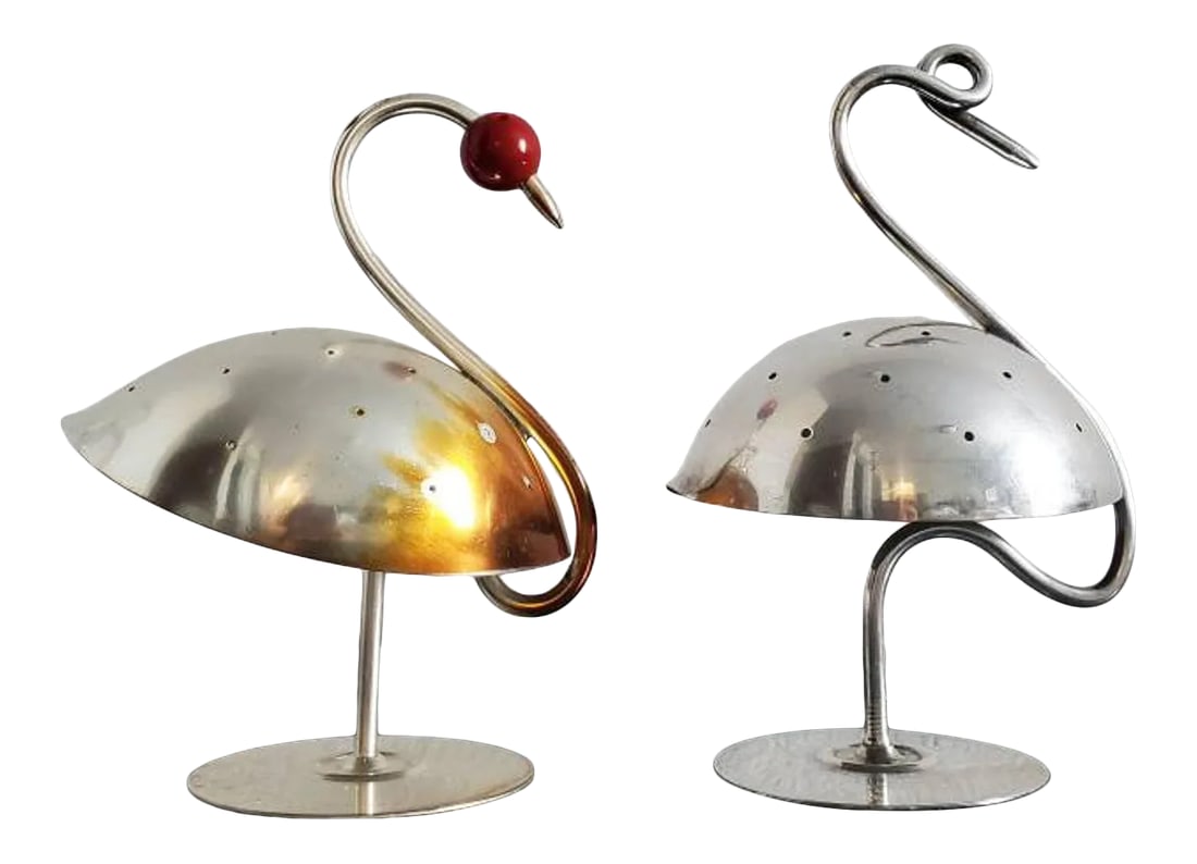 Vintage Napier American Art Deco Moderne Swan Barware: A whimsical pair of American Art Deco Modern cocktail stick holders by the iconic maker Napier Co. in the United States, circa 1935. Featuring a stylized silhouette of a swan with a convex undulating 