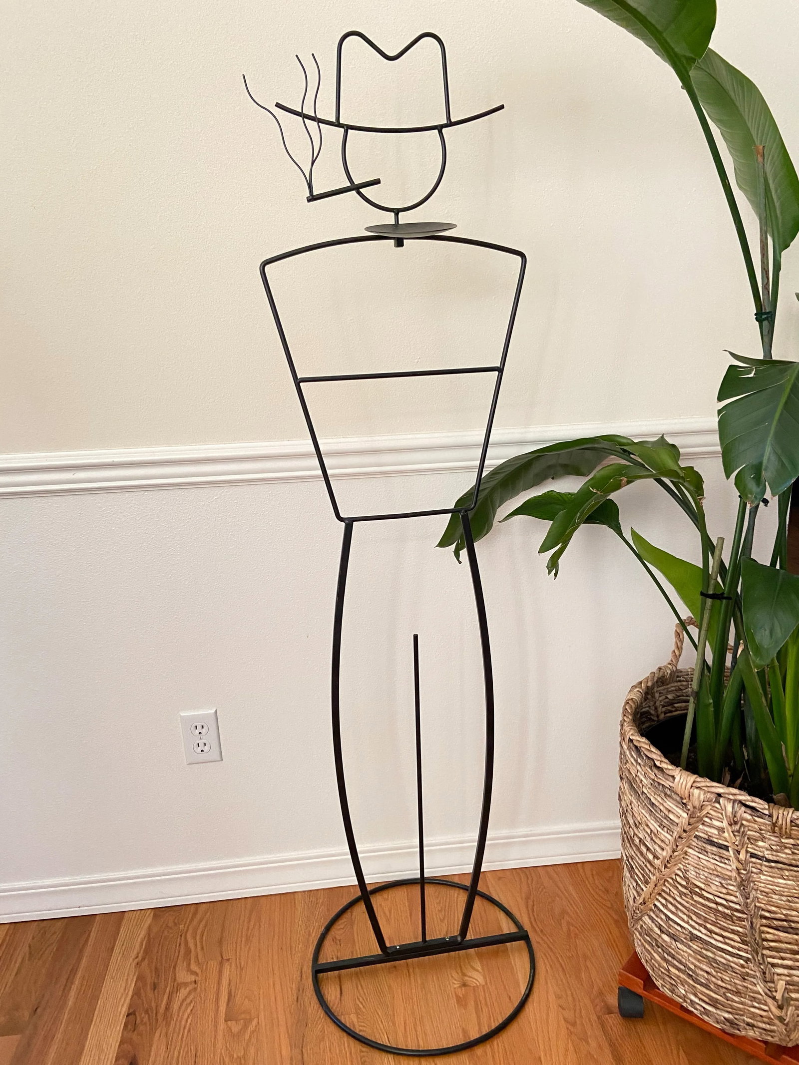 Vintage Smoking Man Valet - 10