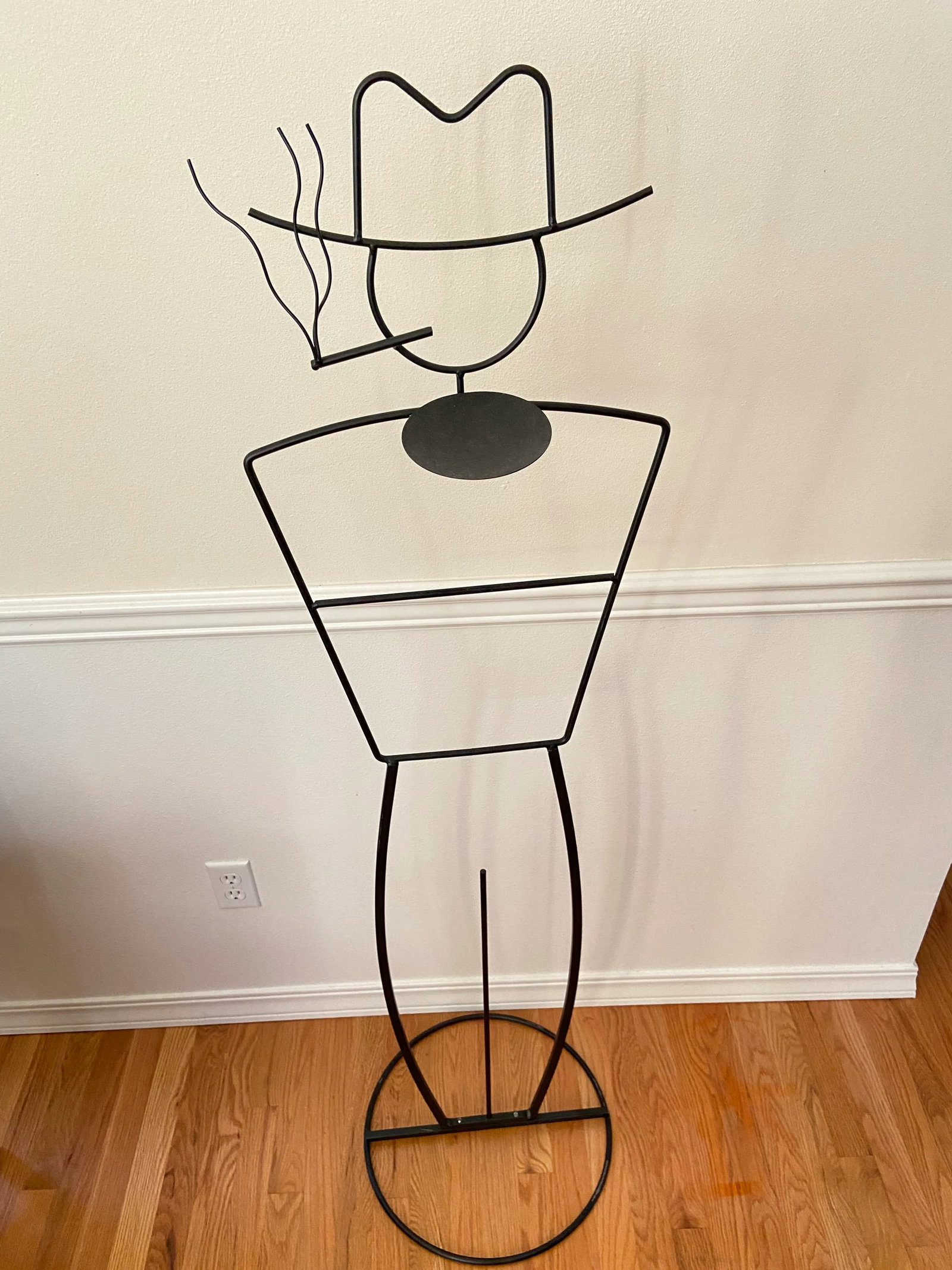 Vintage Smoking Man Valet - 7
