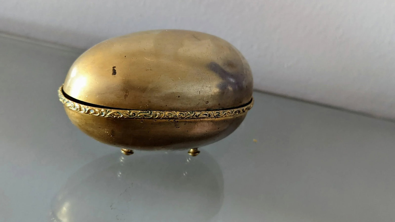 1940s Brass Egg Trinket Box Ormulu Trimmed Surprise Inside - 3