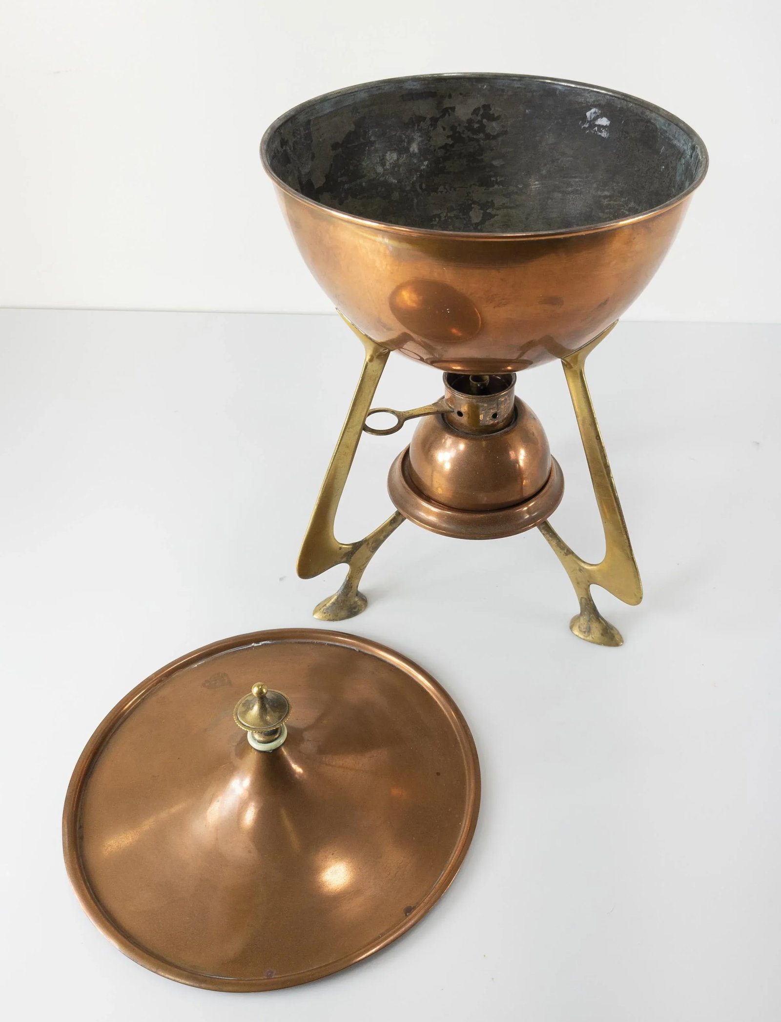 Swedish Art Nouveau Copper and Brass Urn by Grillby - 6