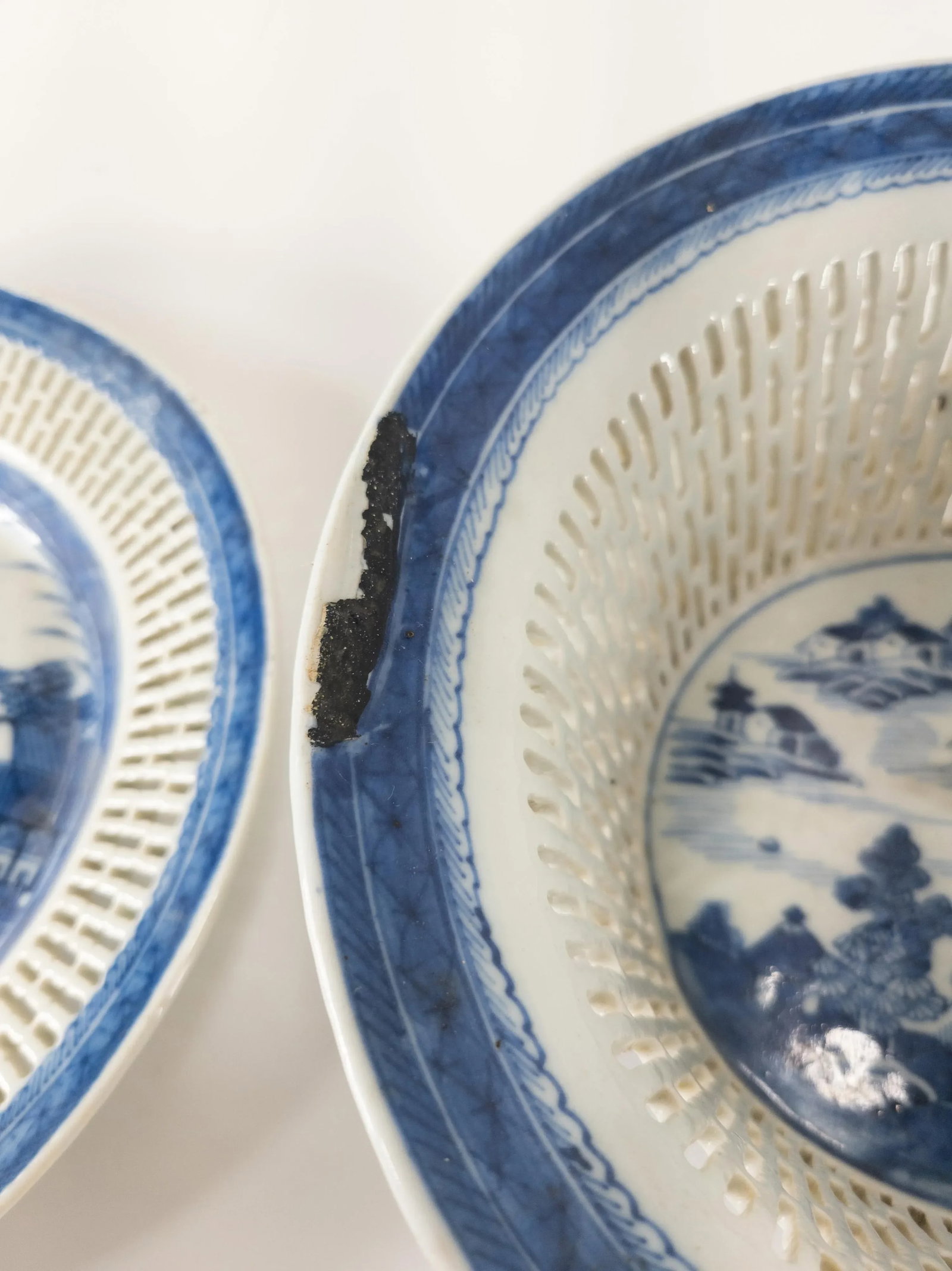 Chinese Export Chinoiserie Blue and White Basket and Tray - 9