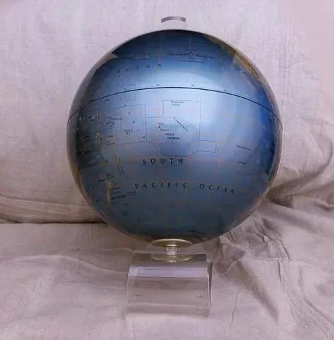 Vintage Replogle Diamond Marquise Series Globe on Lucite Stand - 2