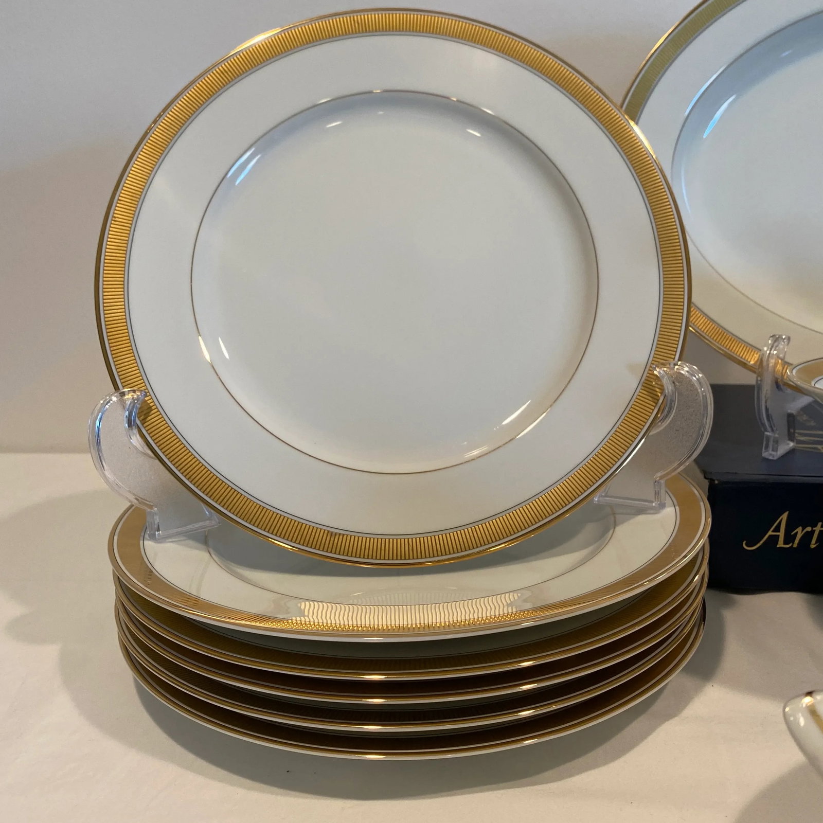 1990's Fitz and Floyd "Oak Park" Dinnerware Set- 37 Pieces - 4