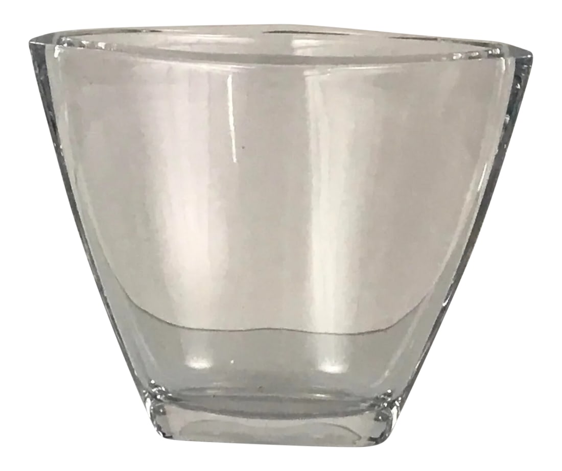 Modern Tiffany & Co. Crystal Vase (1 of 8)