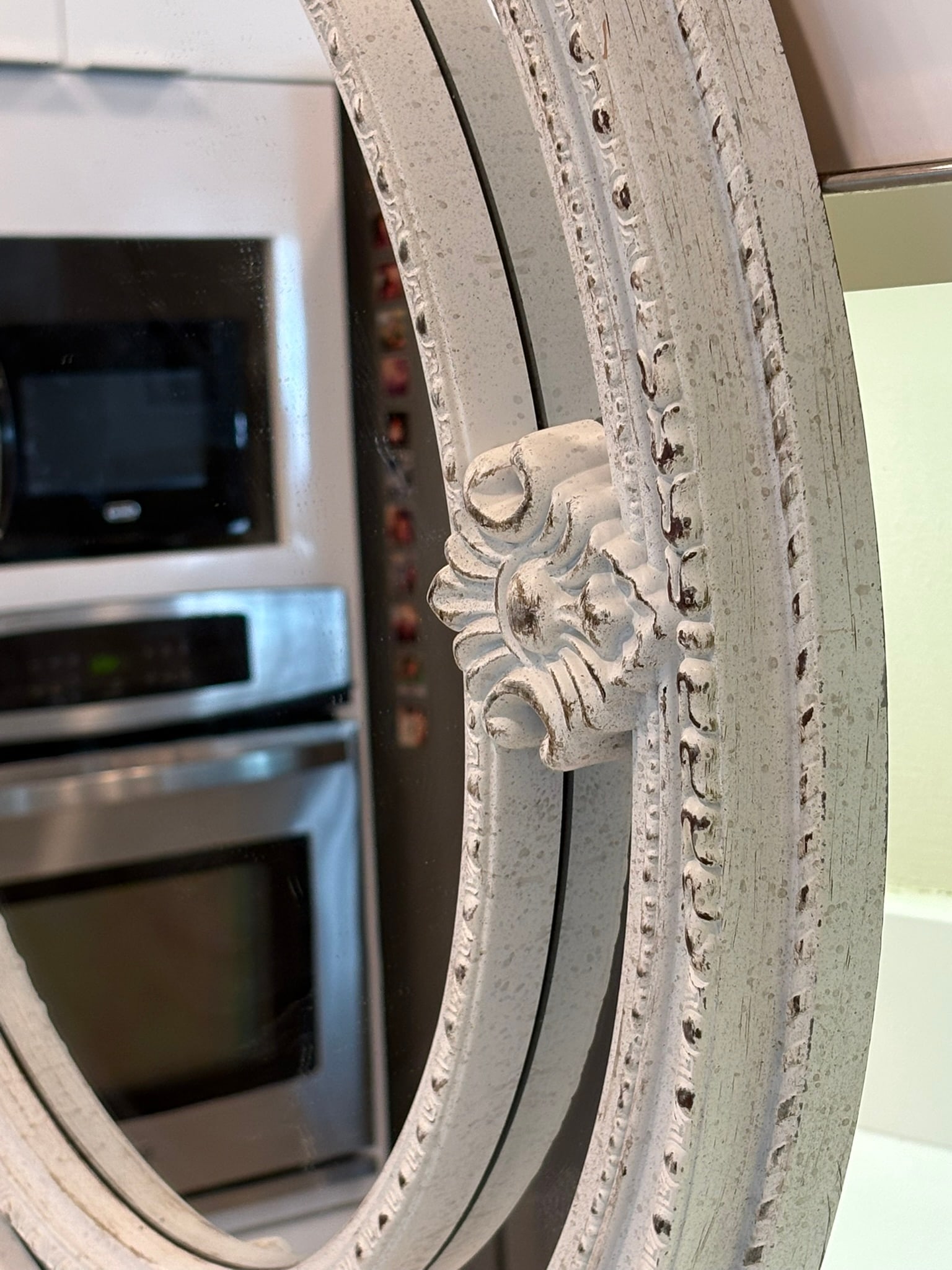 Baroque Oval Wall Mirror in Distressed White - 6