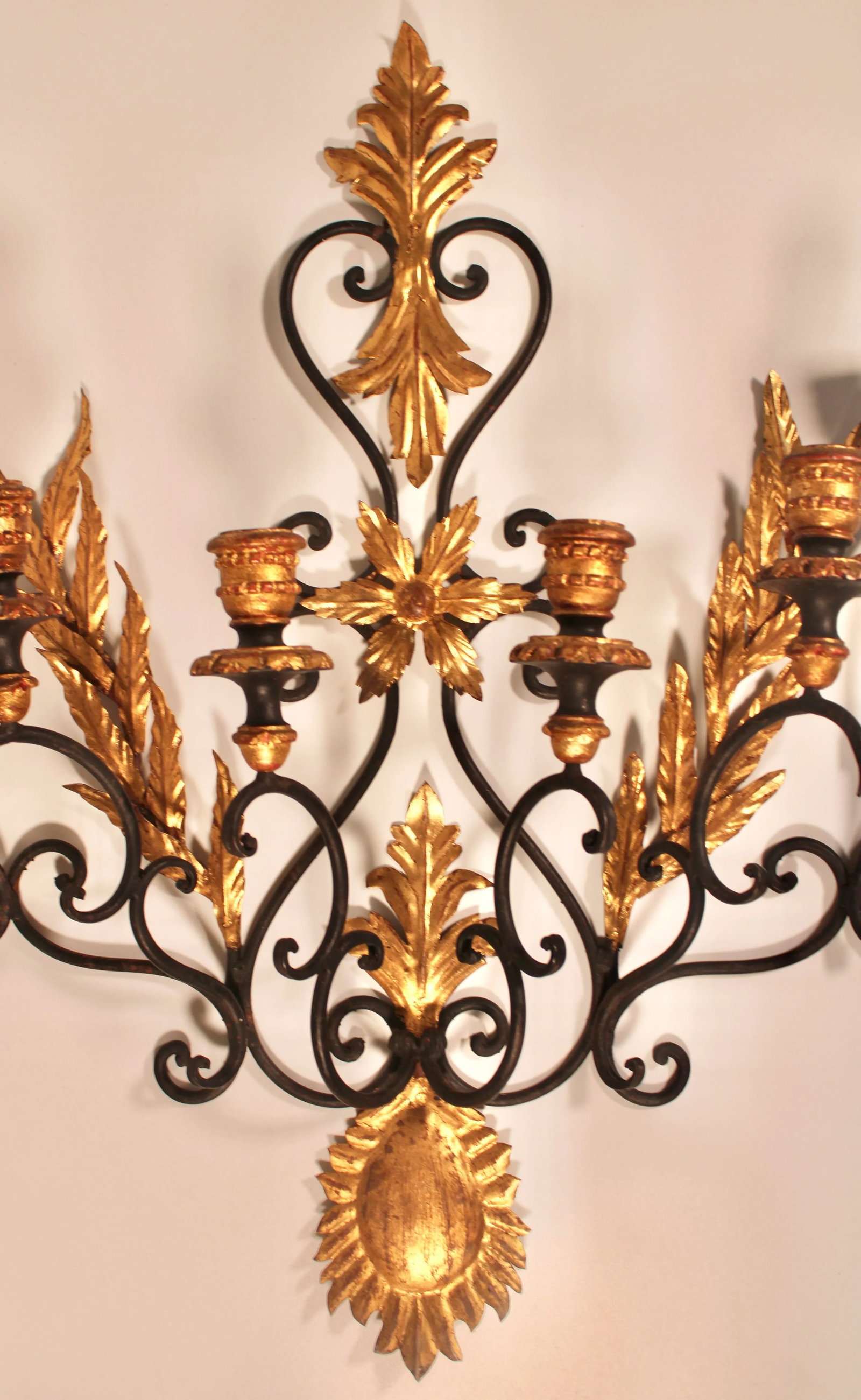 Mid Century Italian Black and Gold Metal and Tole Wall Sconce - 7