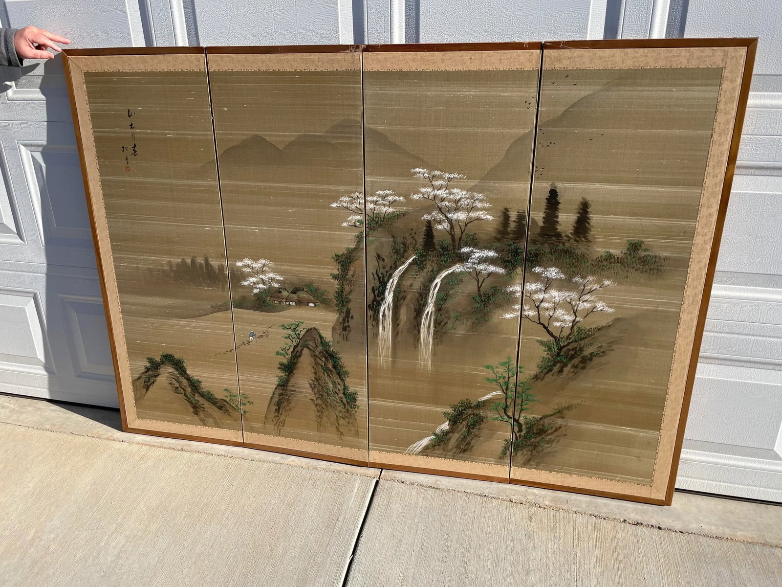 1940s Byobu Four Panel Japanese Screens Depicting Waterfall, Mountain, and Cherry Blossom Trees - 2
