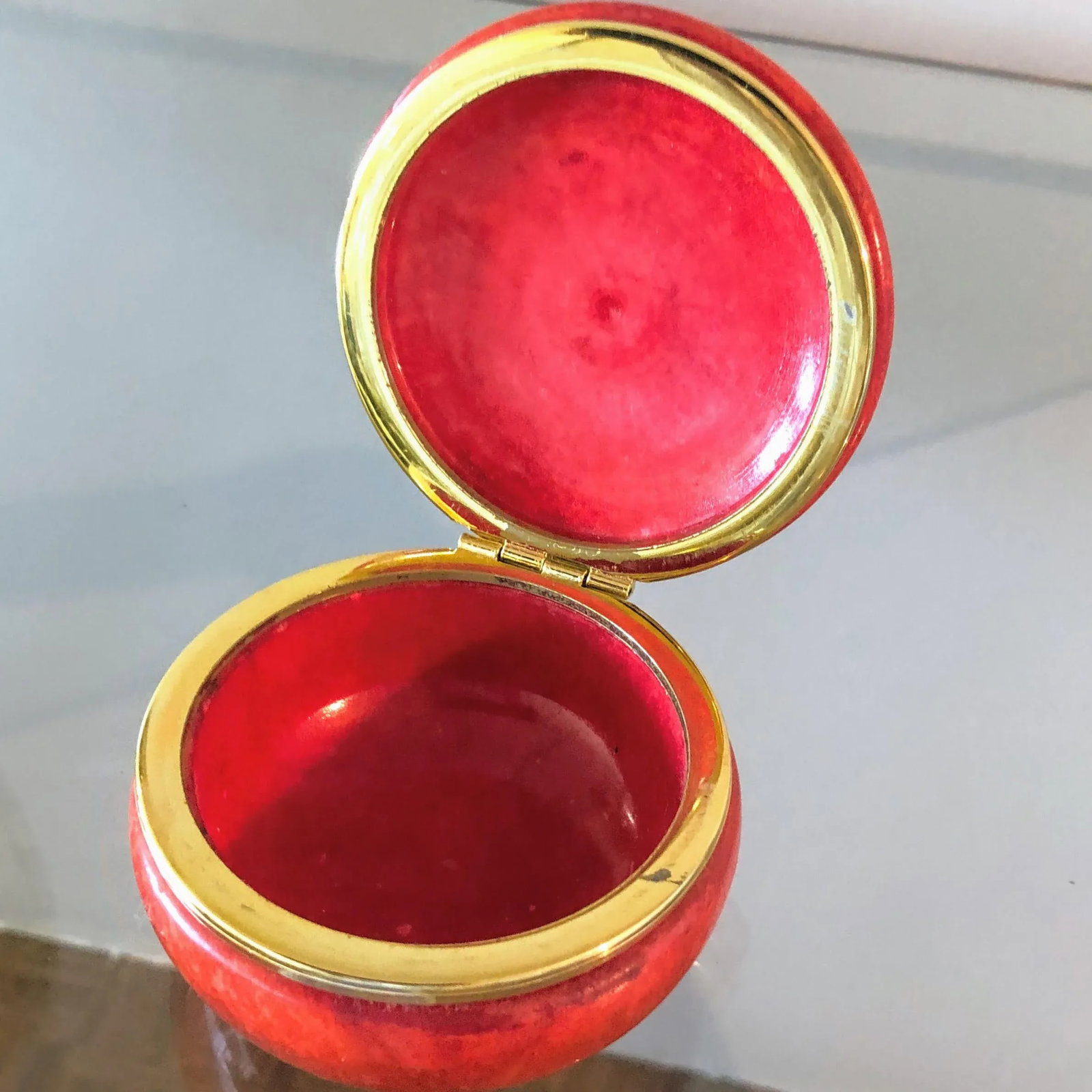 Vintage Red Italian Round Alabaster Hinged Box - 3