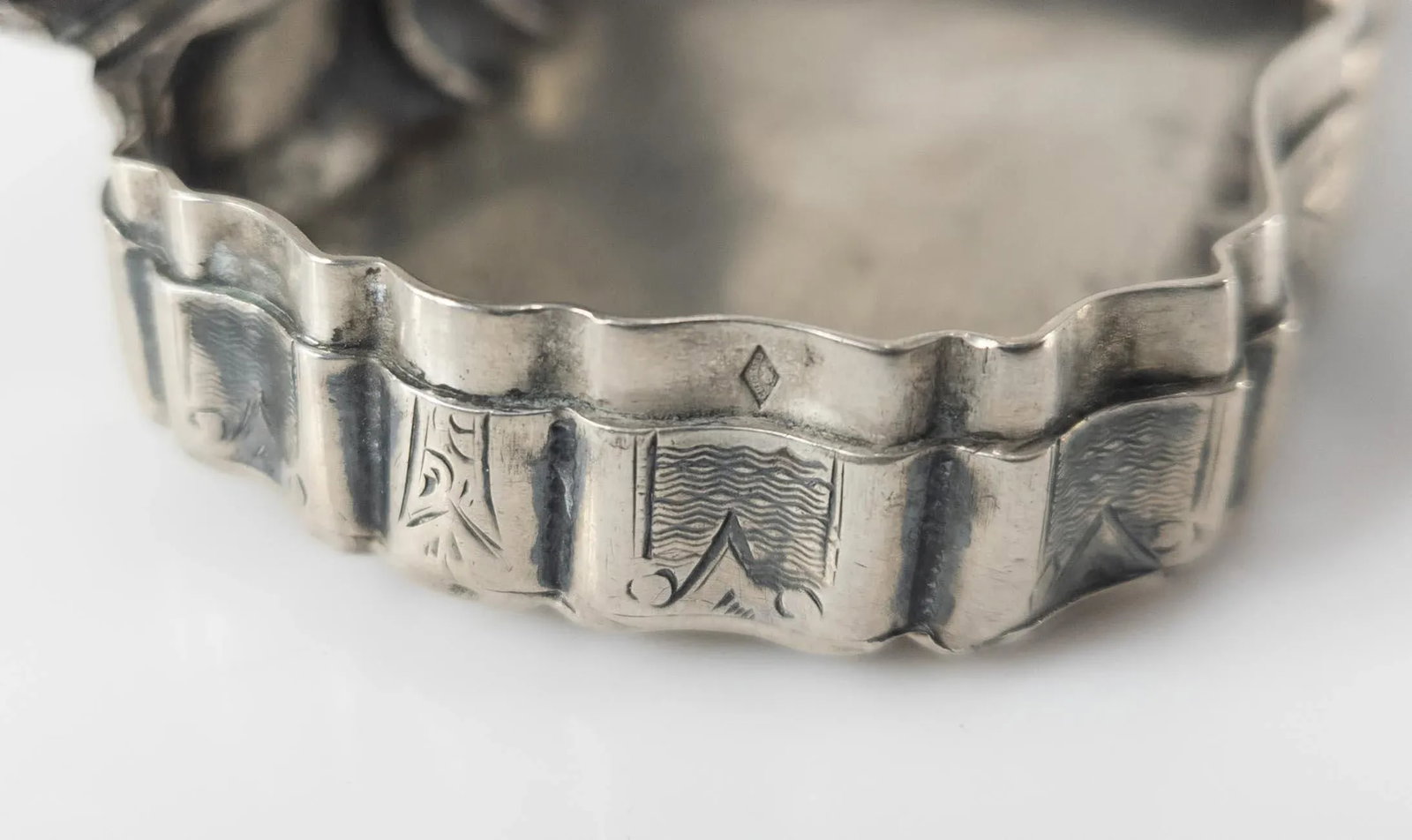 19th Century French .800 Silver Snuff Box by Guichard - 10