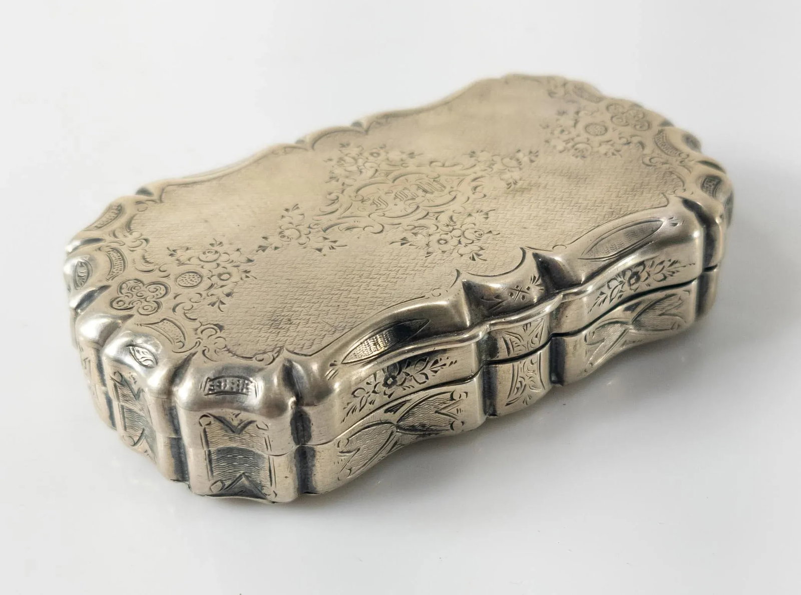 19th Century French .800 Silver Snuff Box by Guichard - 11