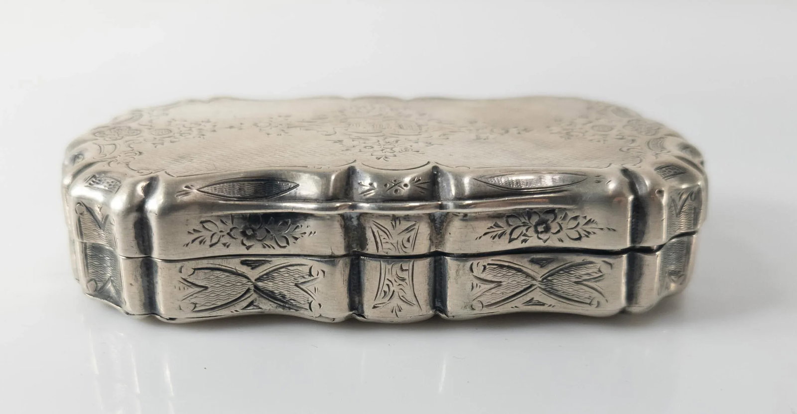 19th Century French .800 Silver Snuff Box by Guichard - 3