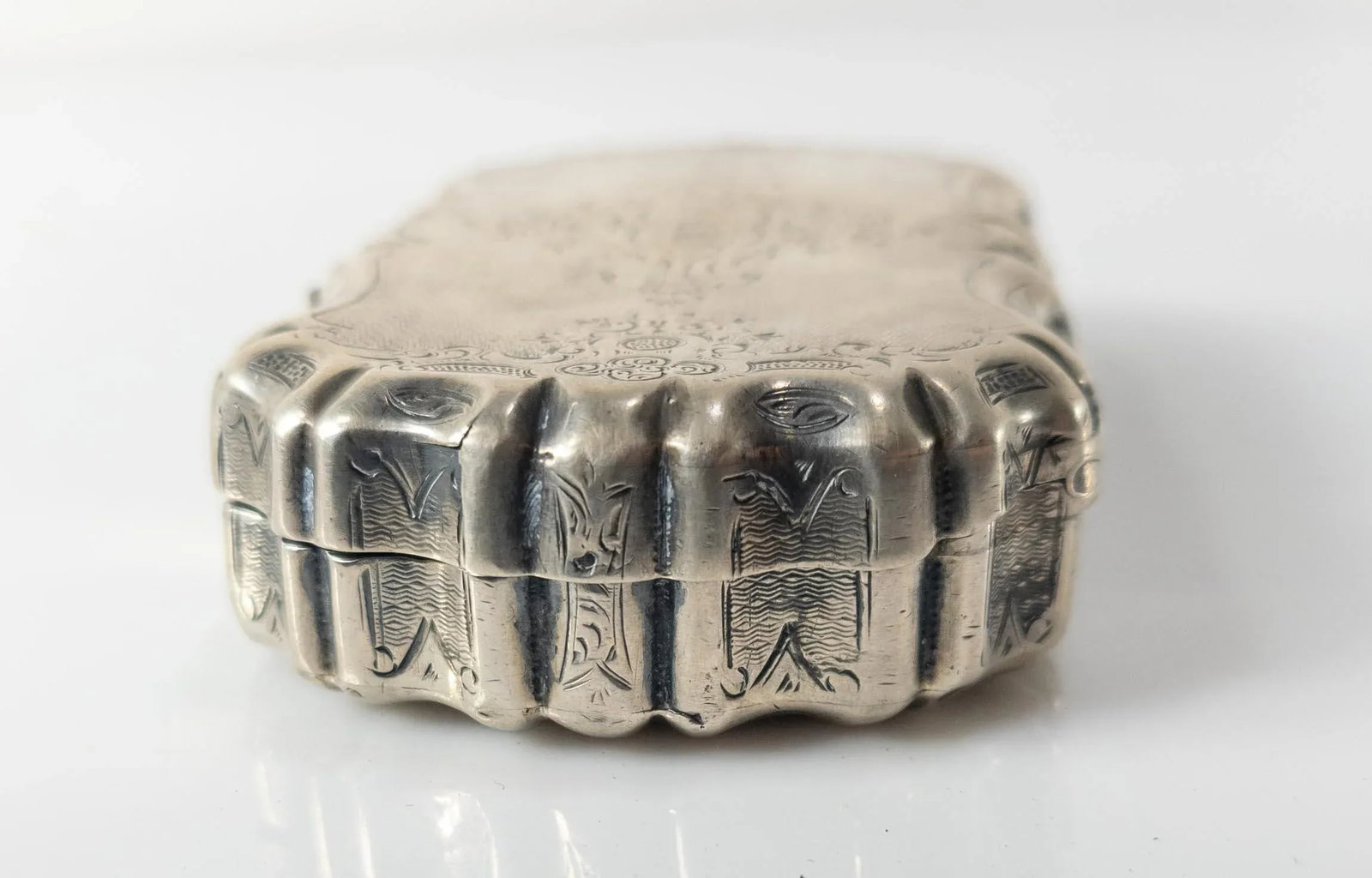 19th Century French .800 Silver Snuff Box by Guichard - 6