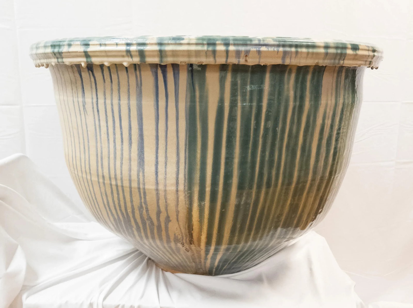 Massive 19th Century Japanese Shigaraki Glazed Kettle Planter - 6