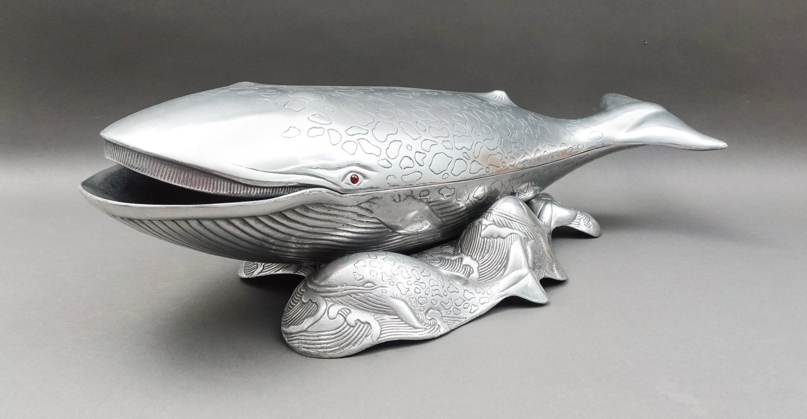 Arthur Court 1979 Aluminum Whale Ice Bucket Wine Cooler Tureen Server Sculpture - 11