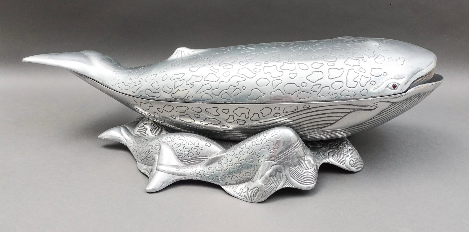 Arthur Court 1979 Aluminum Whale Ice Bucket Wine Cooler Tureen Server Sculpture - 6