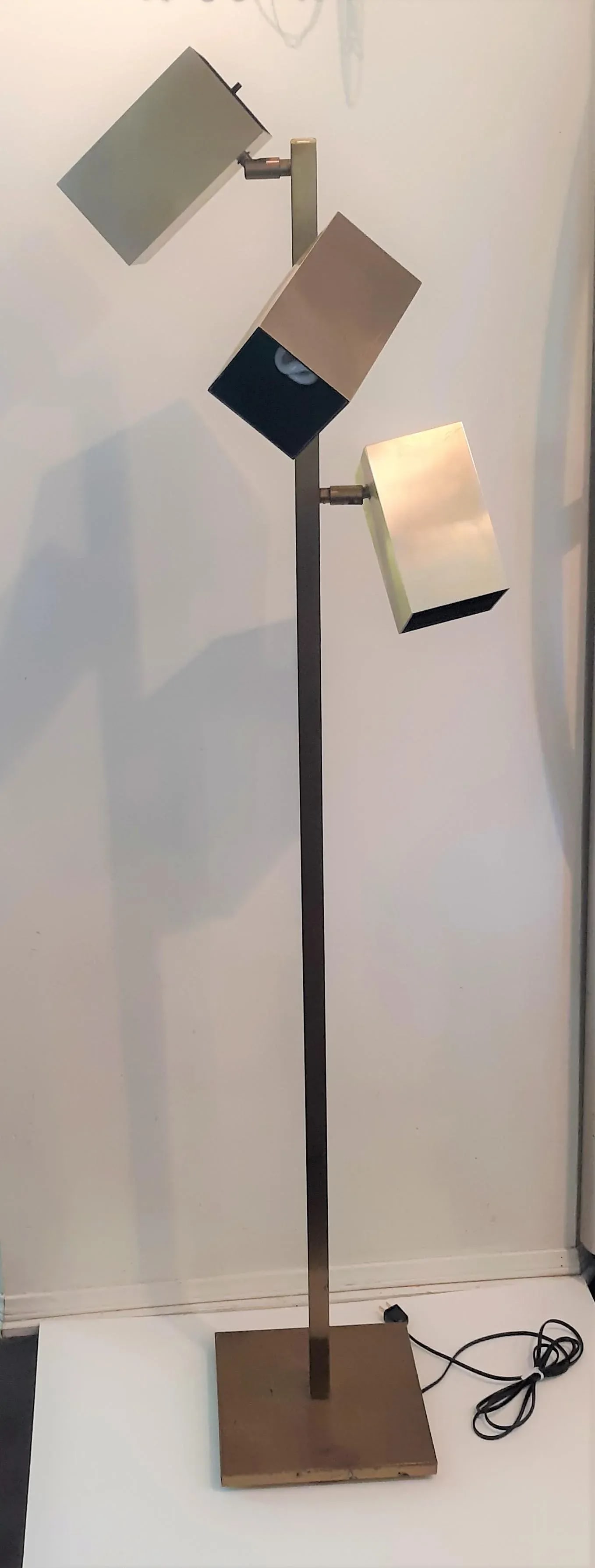 Mid-Century Modern Koch & Lowy 3 Light Square Cubist Brass Floor Lamp - 6