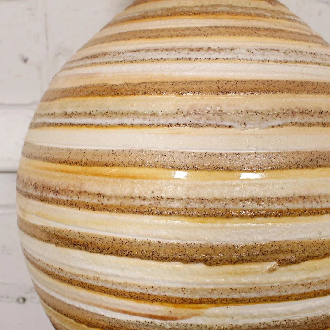 Natural Tones Hand-Painted Pottery Table Lamp (K: Sf) - 5