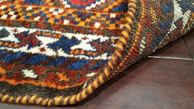 Vintage Persian Hand Made Knotted Rug - 5x8 - 4