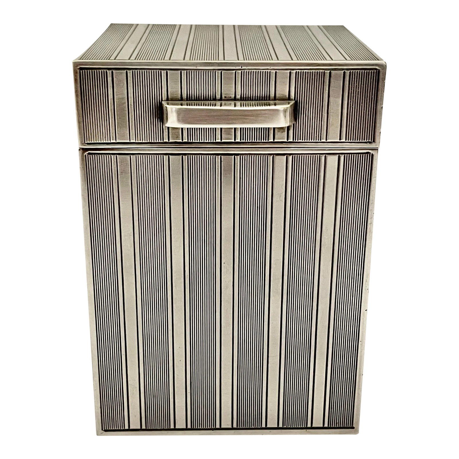 1960s Christian Dior Box Silver Metal: Silver metal box chistian dior rare Pretty box with a sleek striped line with a small handle for opening. The vertical stripe decor on the body and the hinged lid. Signed Christian Dior 1960 made in F