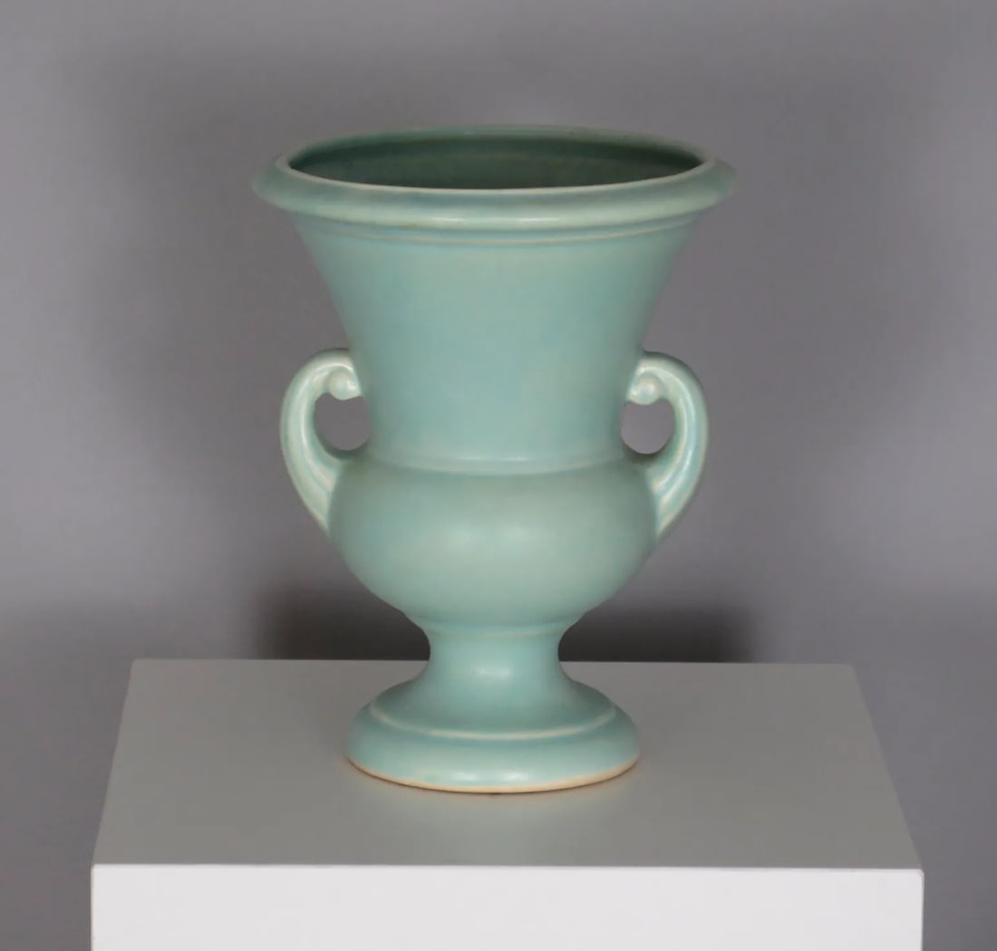 1930s Turquoise 'Haeger' Amphora Vase - 2