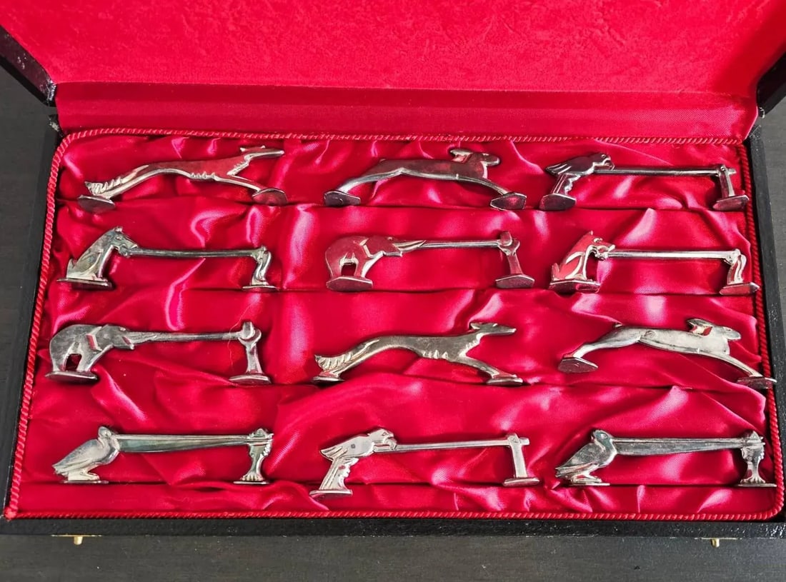 Vintage French Art Deco Benjamin Rabier Knife Rests - Set of 12 - 2