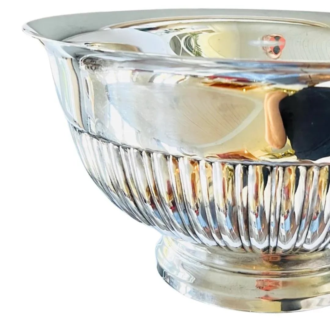 Towle Silversmiths Fine Vintage 1950s Large Silver Footed Bar Tub / Champagne / Wine Cooler - 4