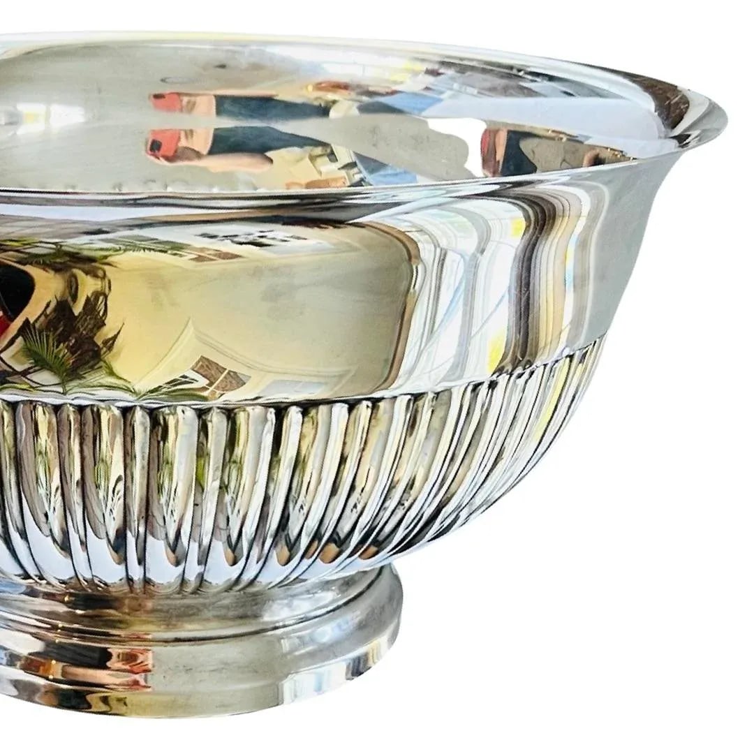 Towle Silversmiths Fine Vintage 1950s Large Silver Footed Bar Tub / Champagne / Wine Cooler - 5