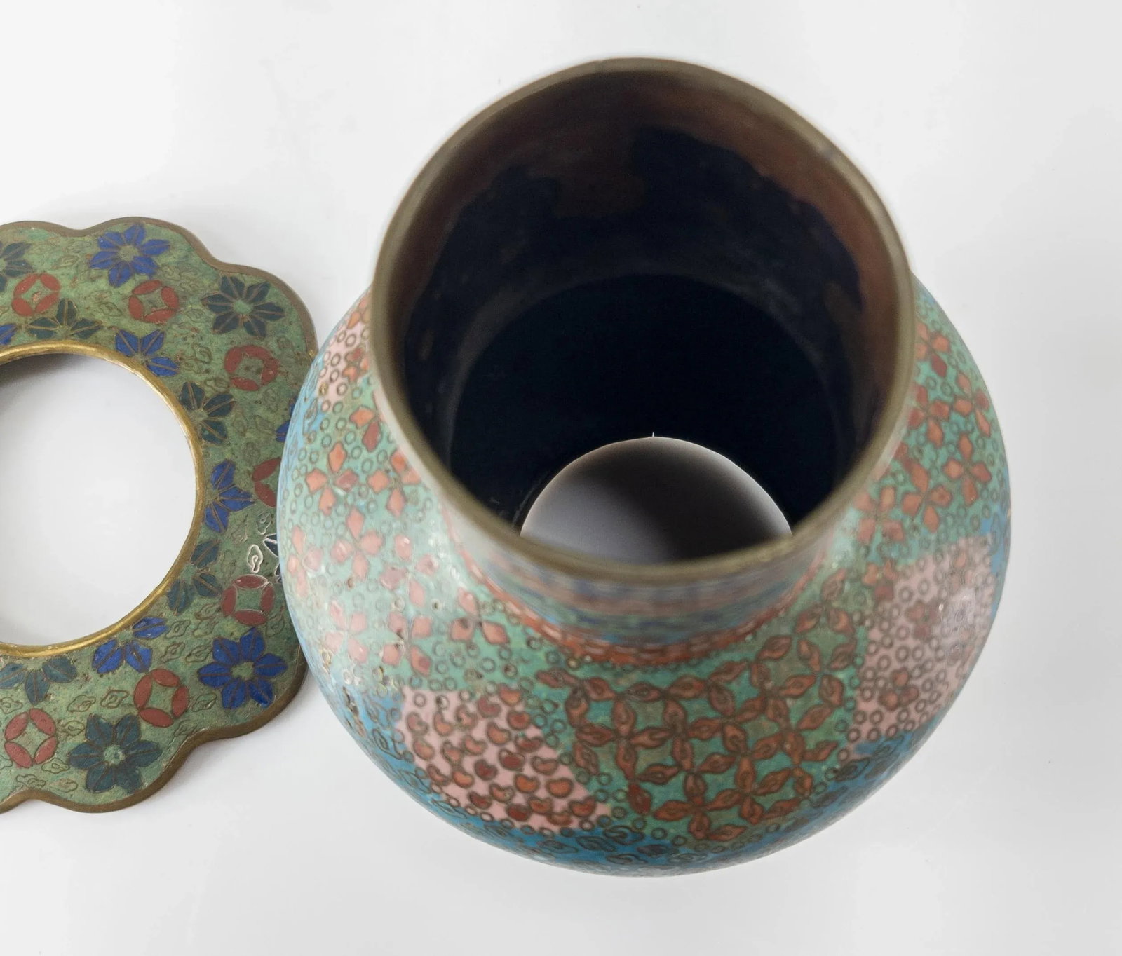 19th Century Japanese Edo Period Cloisonne Enamel Mallet Form Vase - 7