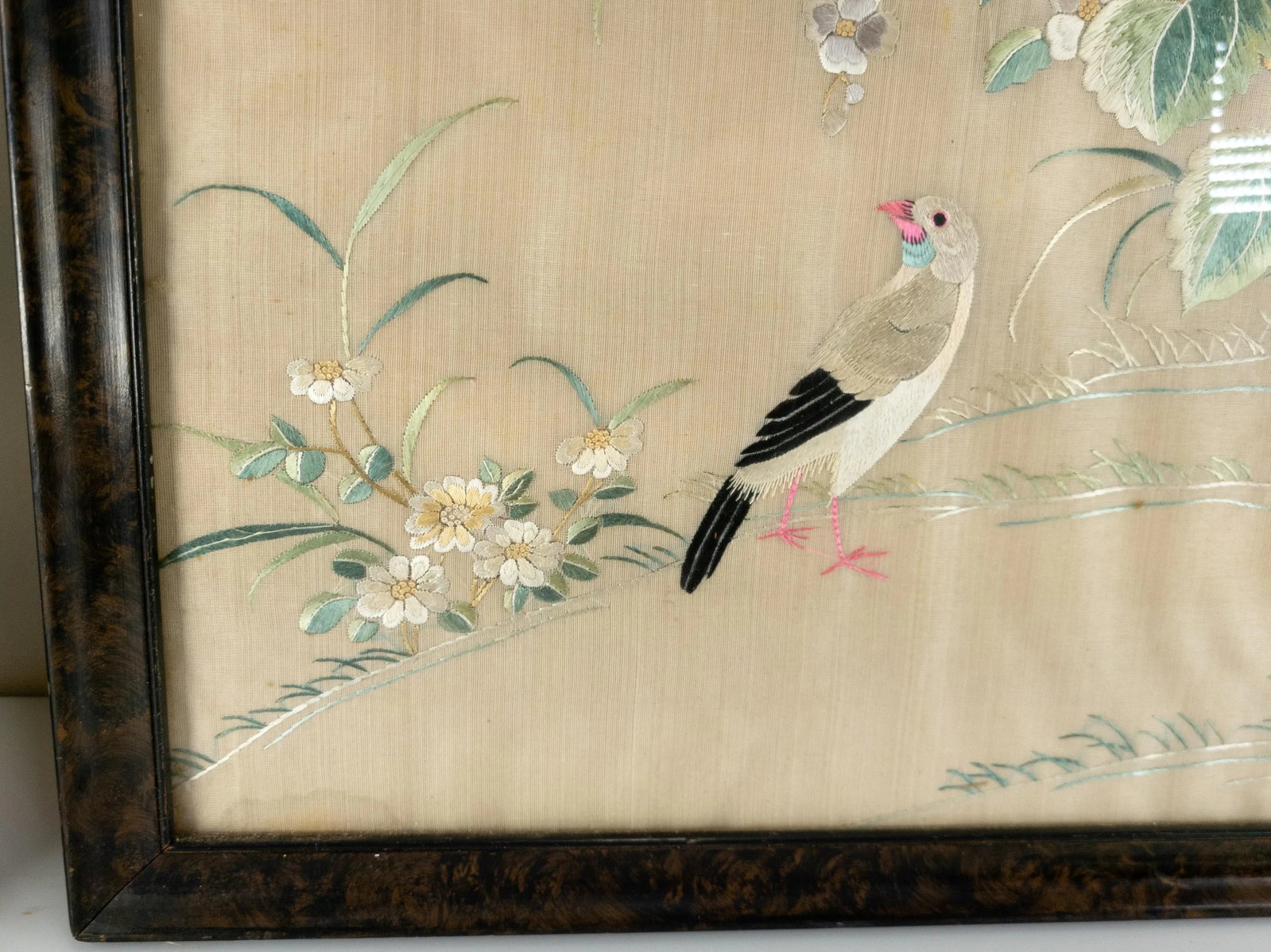 Early 20th Century Chinese Colorful Chinoiserie Embroidered Silk Textile Panel - 8