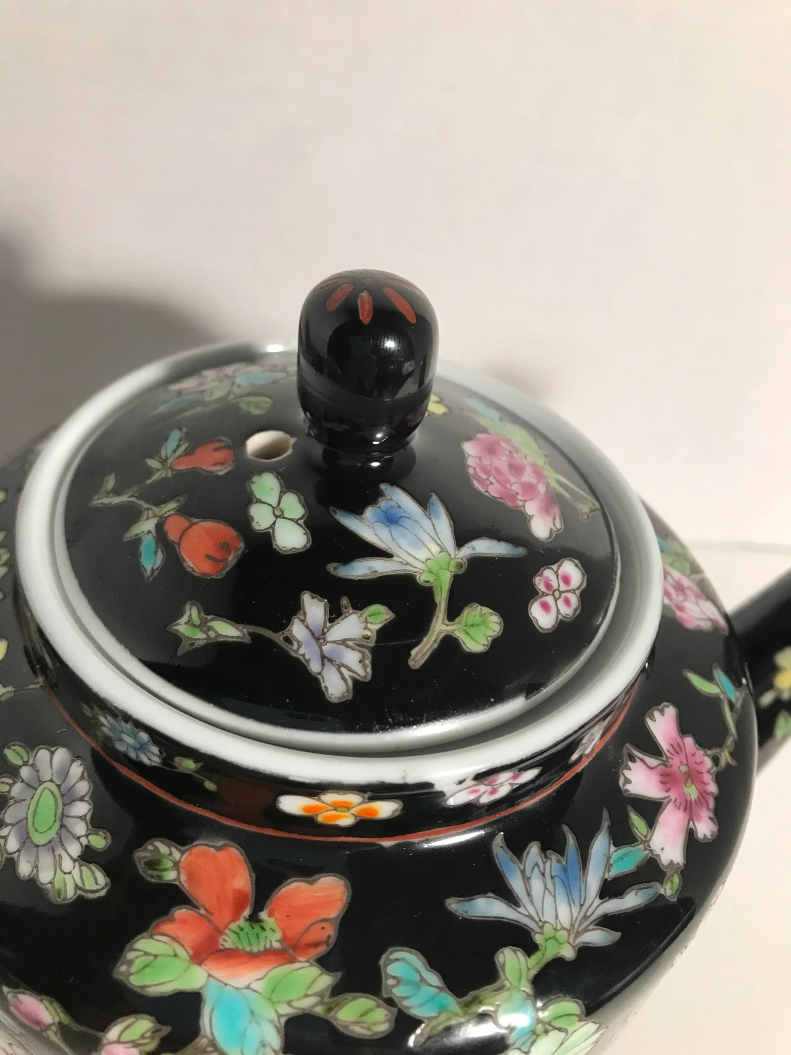 Vintage Chinese Famille Noire Porcelain Hand Painted Tea Set Teapot & 4 Cups - 4