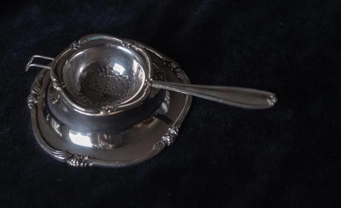 1960's Peruvian Sterling Silver Tea Strainer and Bowl Nouveau Pattern- 2 Pieces - 7
