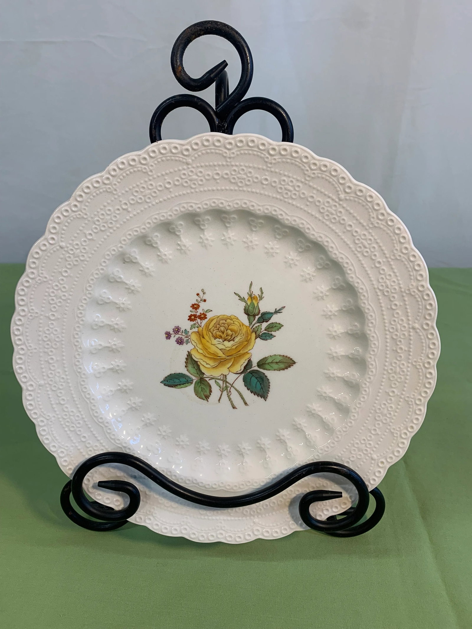 1920s Spode's Billingsley Rose Yellow Luncheon Plates- Set of 10 - 2