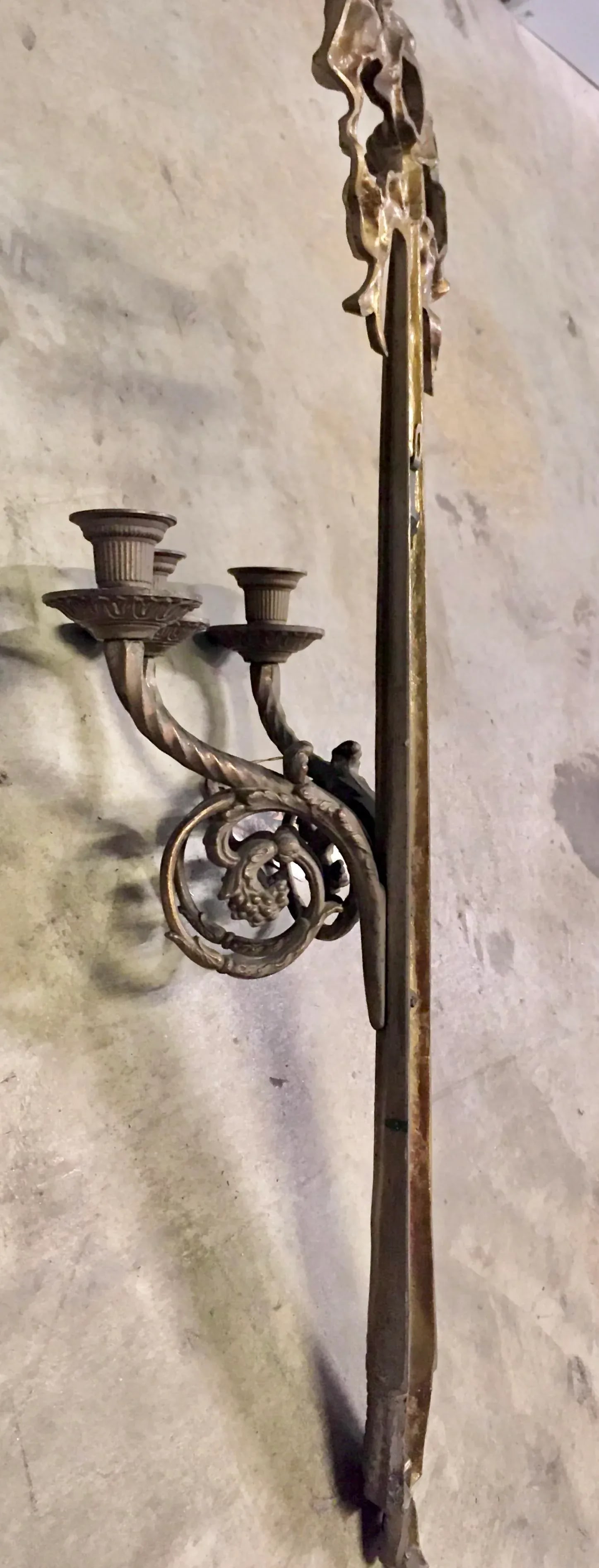 Antique Brass Ribbon Three-Arm Candle Sconce - 3