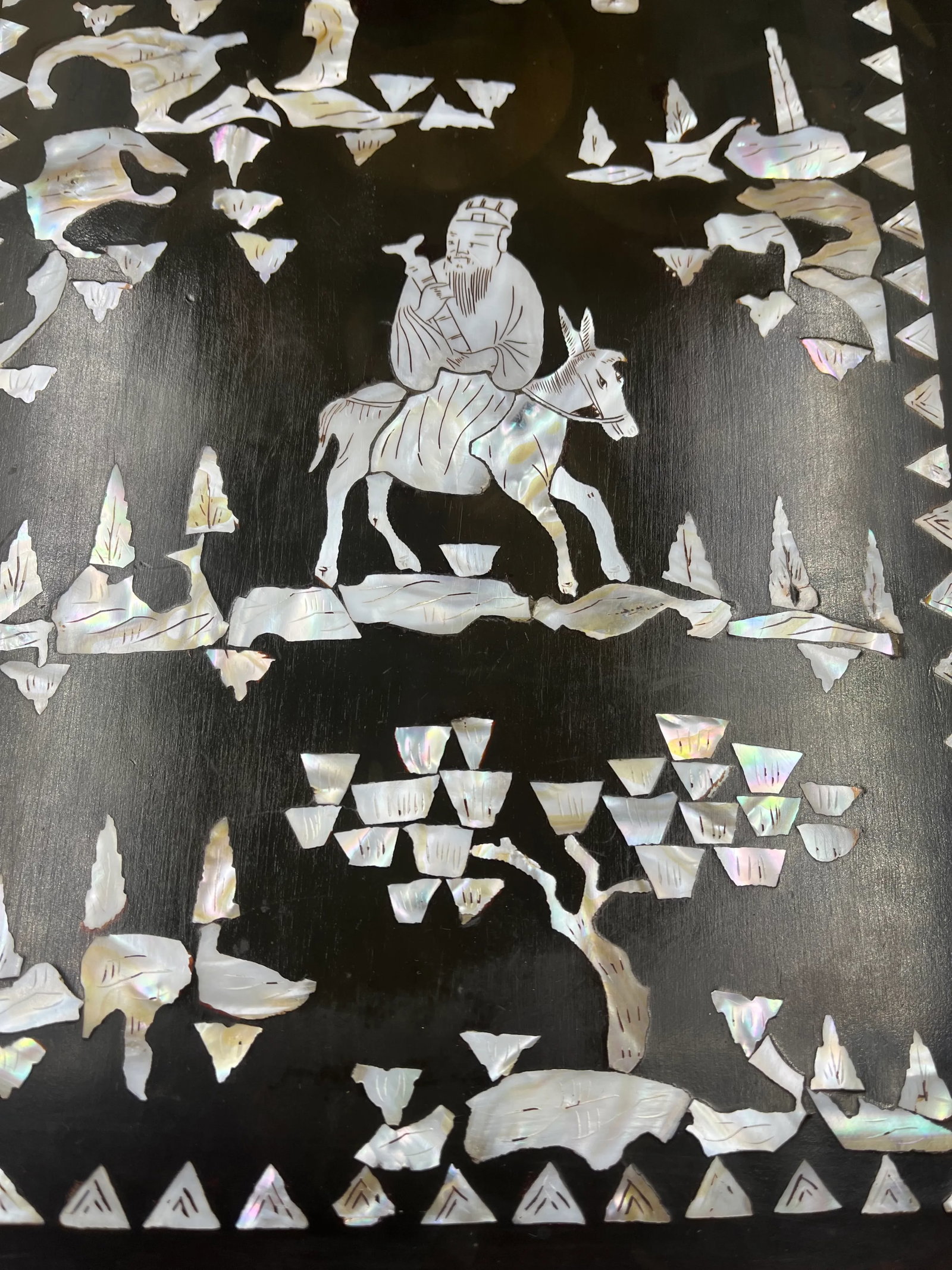 Late 19th Century Chinoiserie Mother of Pearl Inlaid Tray - 11