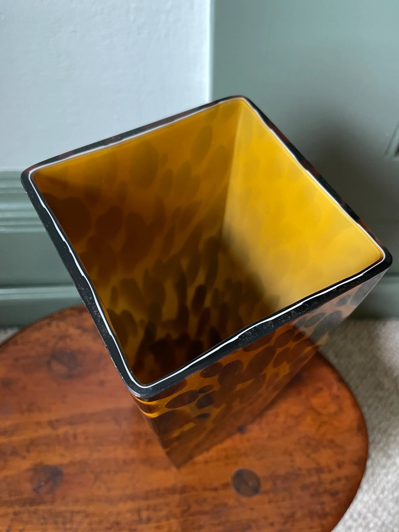 Vintage Bombay Company Glass Tortoise Vase - 5